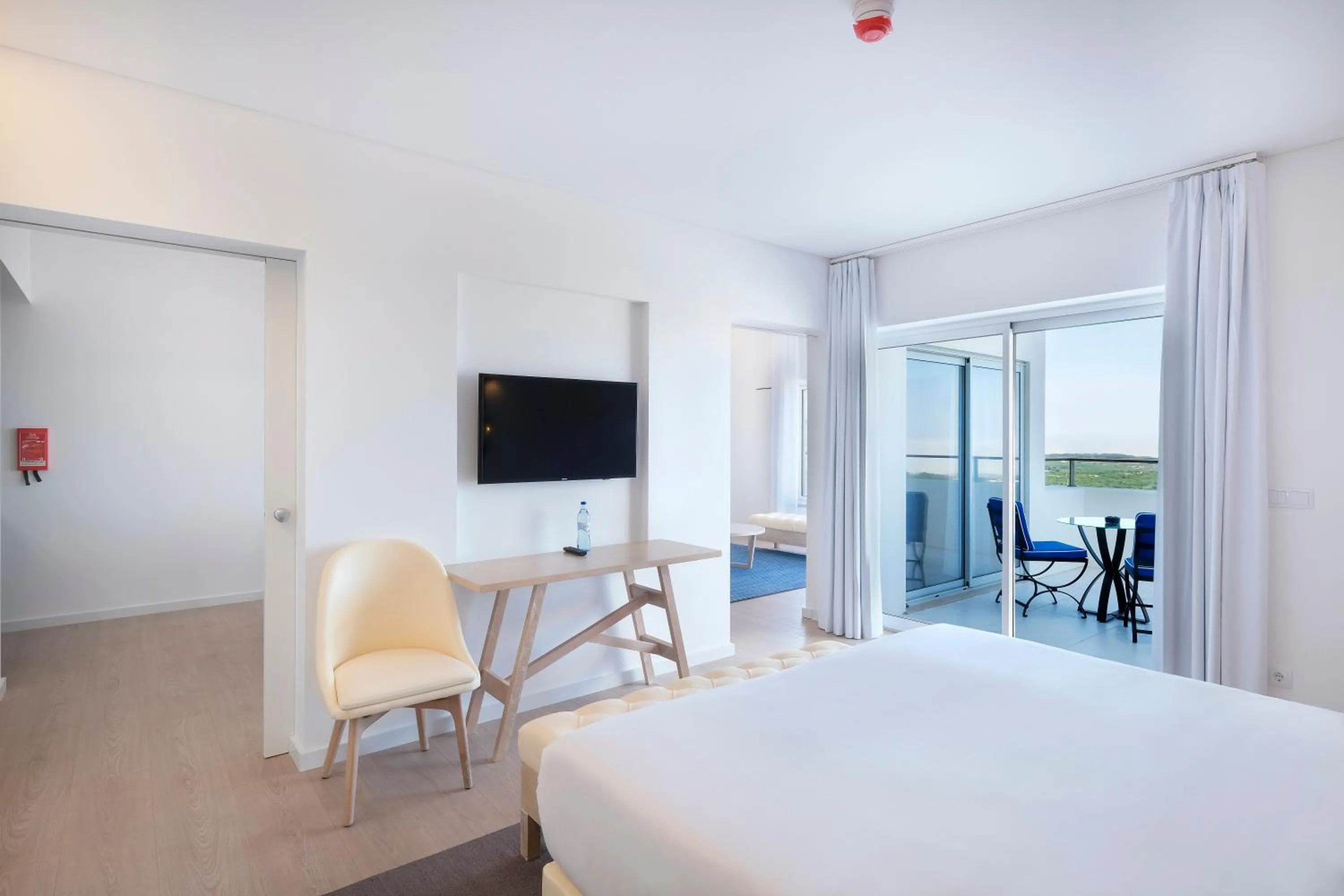 Bedroom, Bed in Royal Obidos Scenic Resort