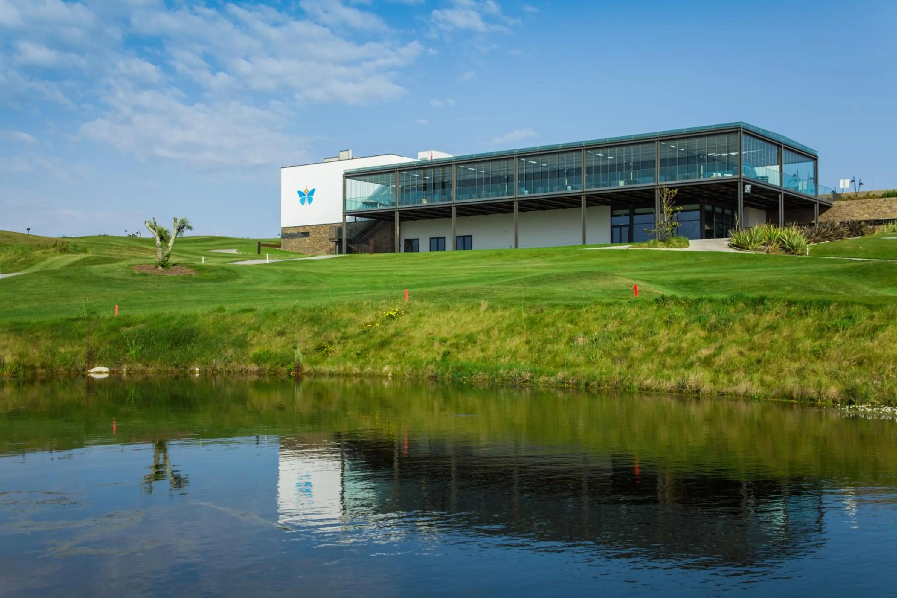 Facade/entrance in Royal Obidos Scenic Resort