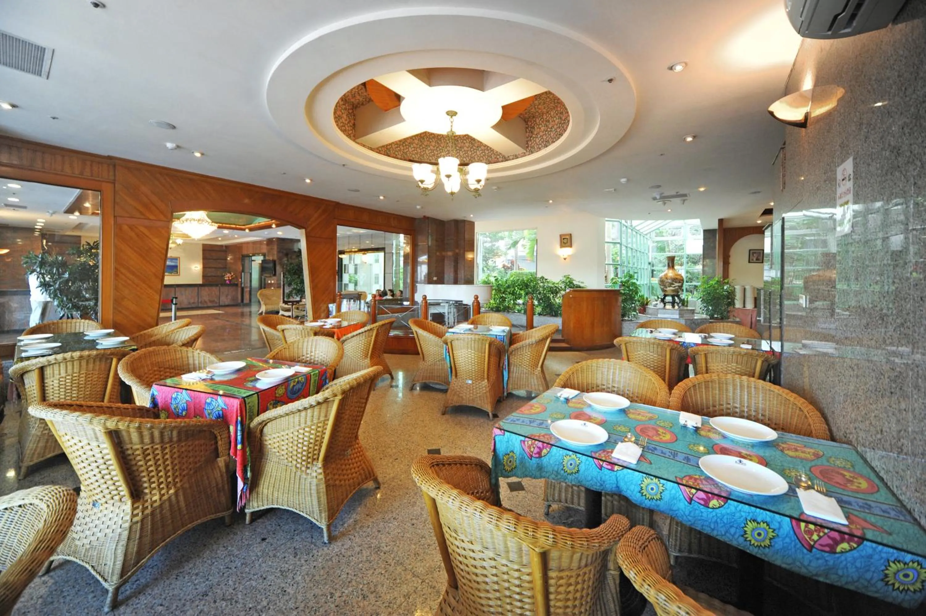 Restaurant/places to eat in Kenting Holiday Hotel