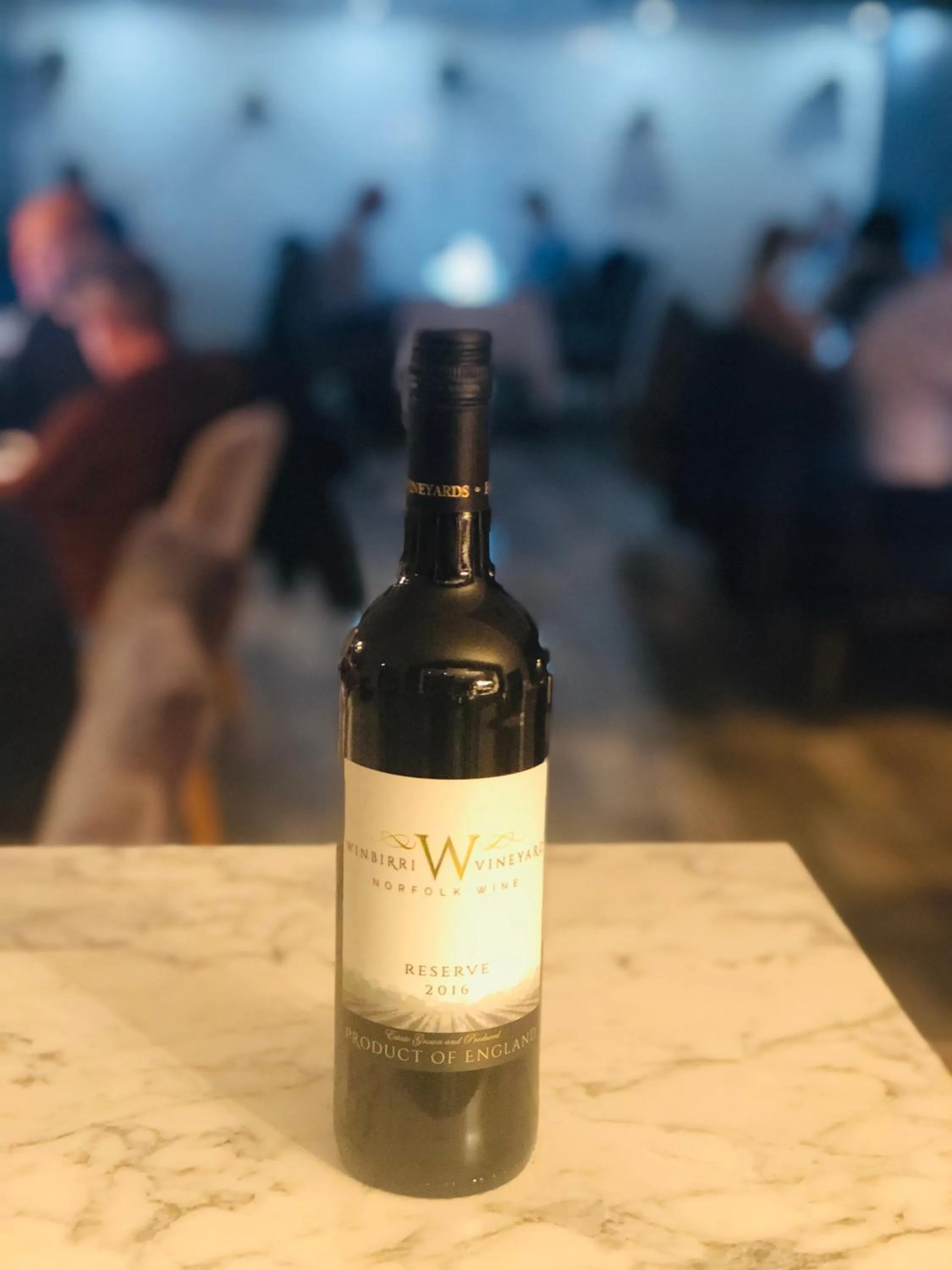 Food and drinks in Oaklands Hotel