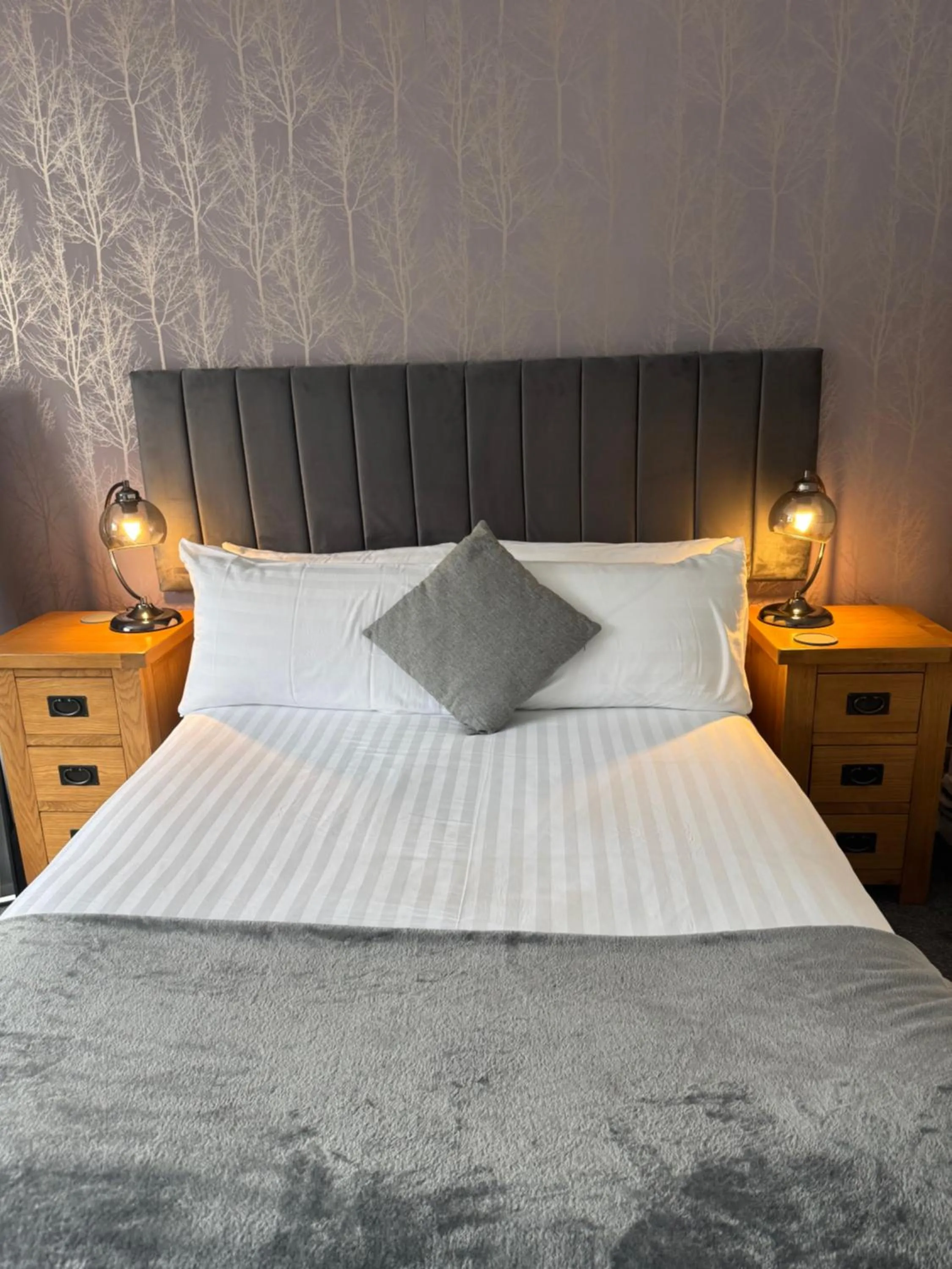 Bed in Oaklands Hotel