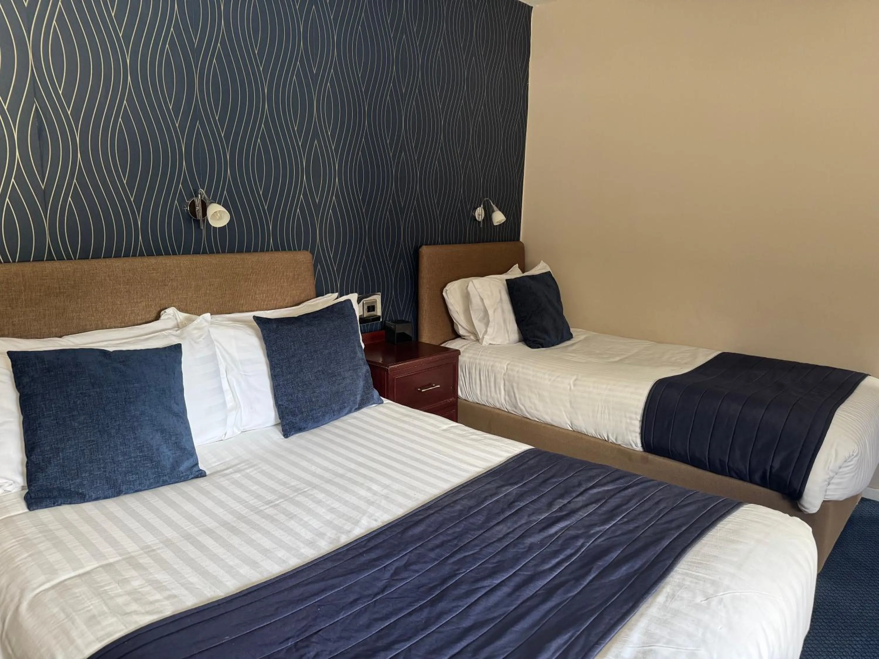 Bed in Oaklands Hotel