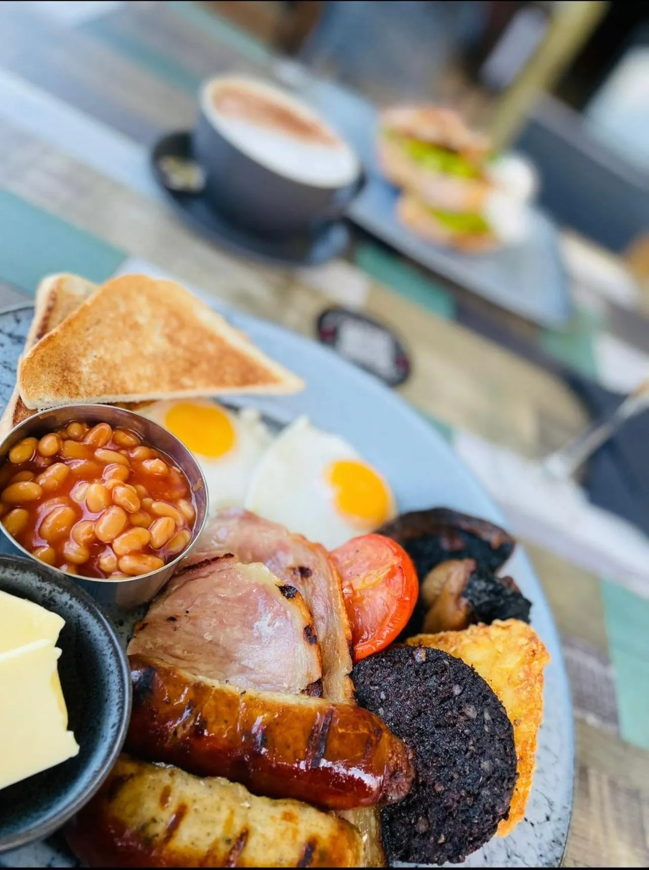 Buffet breakfast in Oaklands Hotel