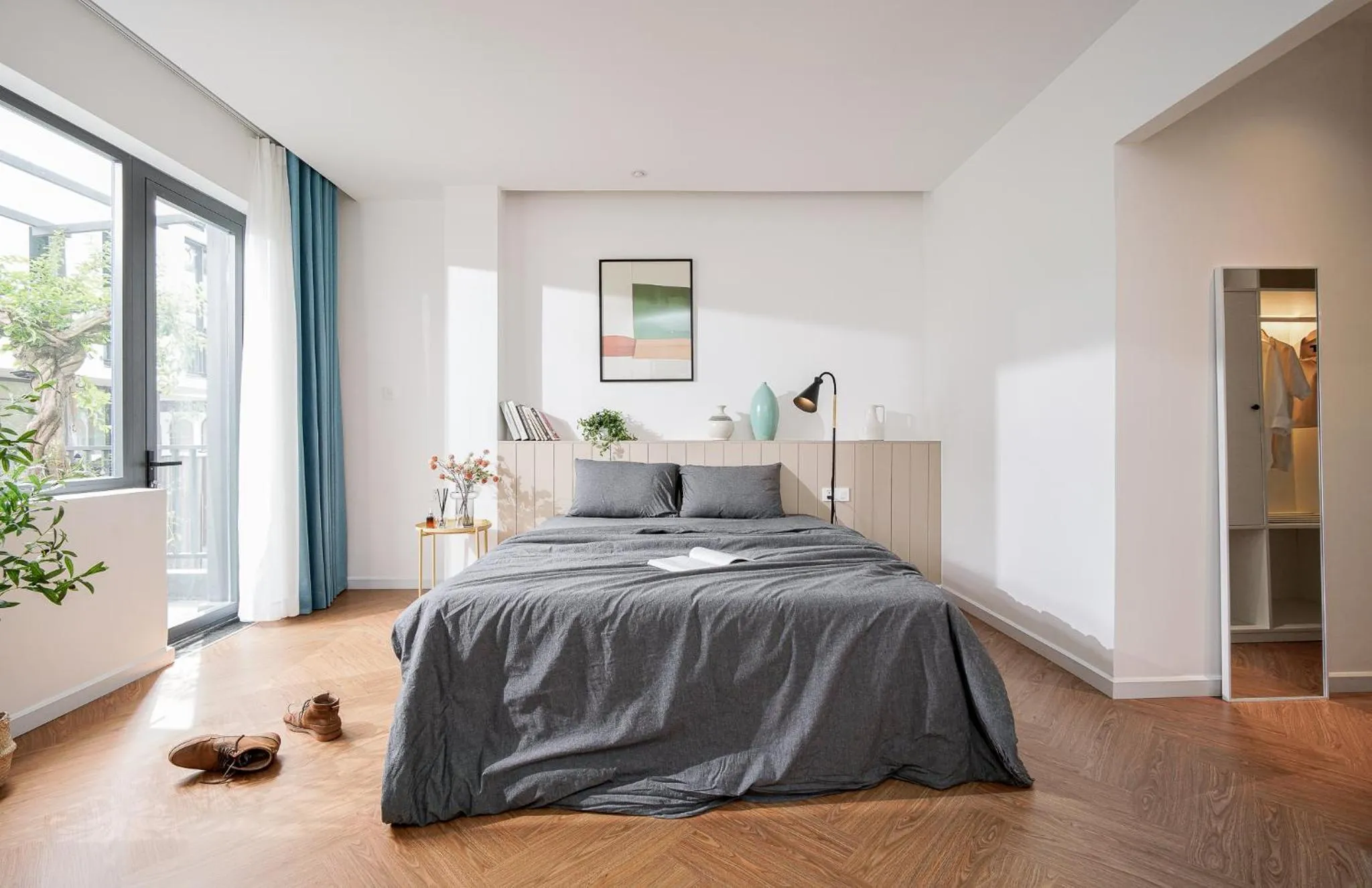 Bed in Express by M Village Điện Biên Phủ Q3