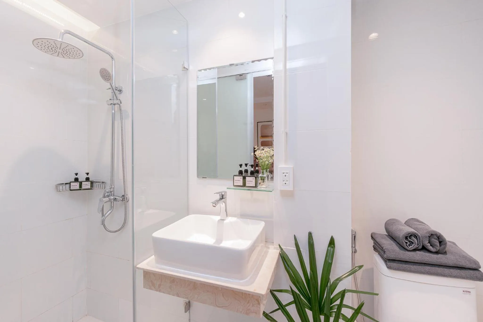 Bathroom in Express by M Village Điện Biên Phủ Q3