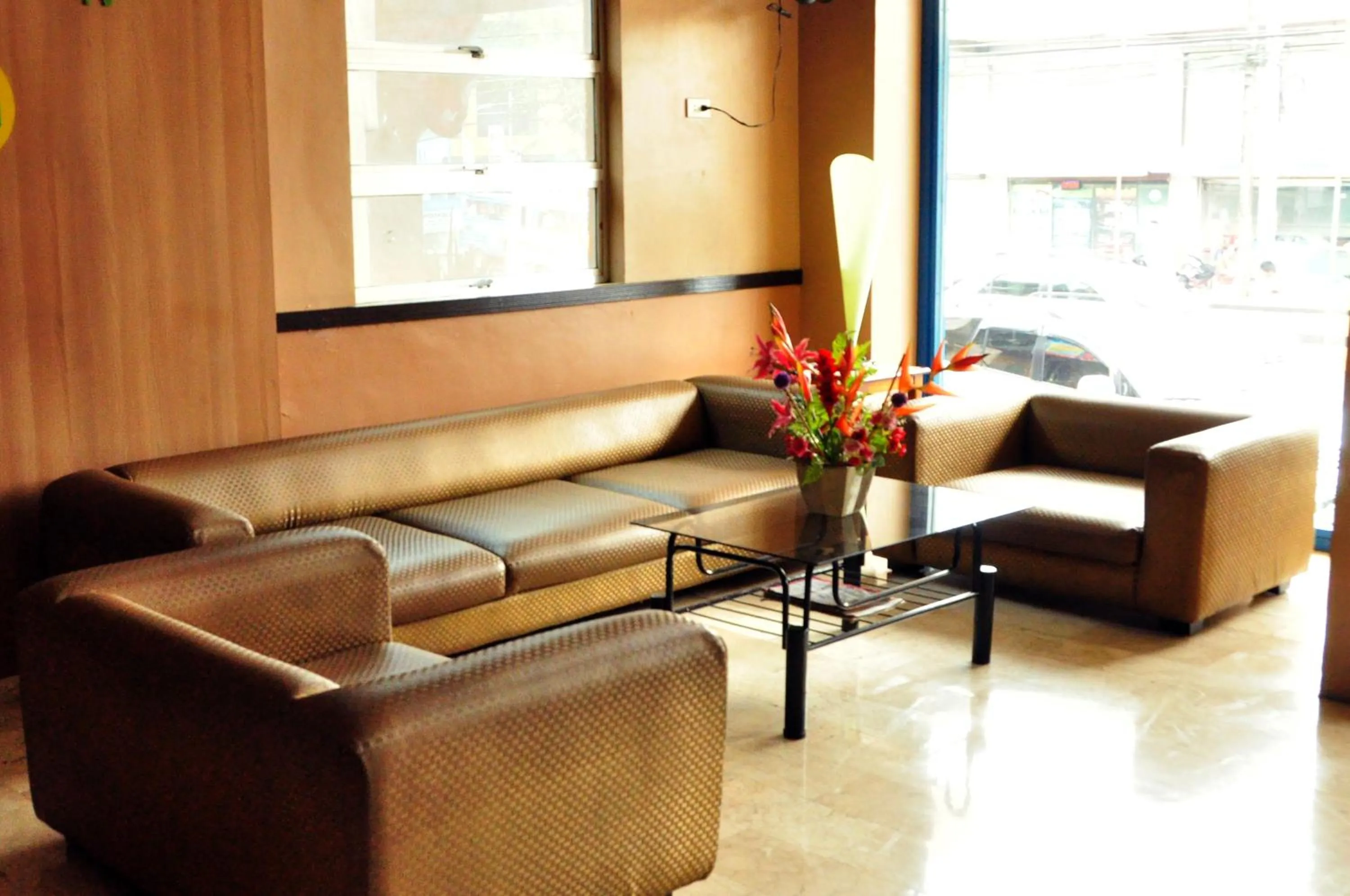 Lobby or reception in GV Hotel - Talisay City