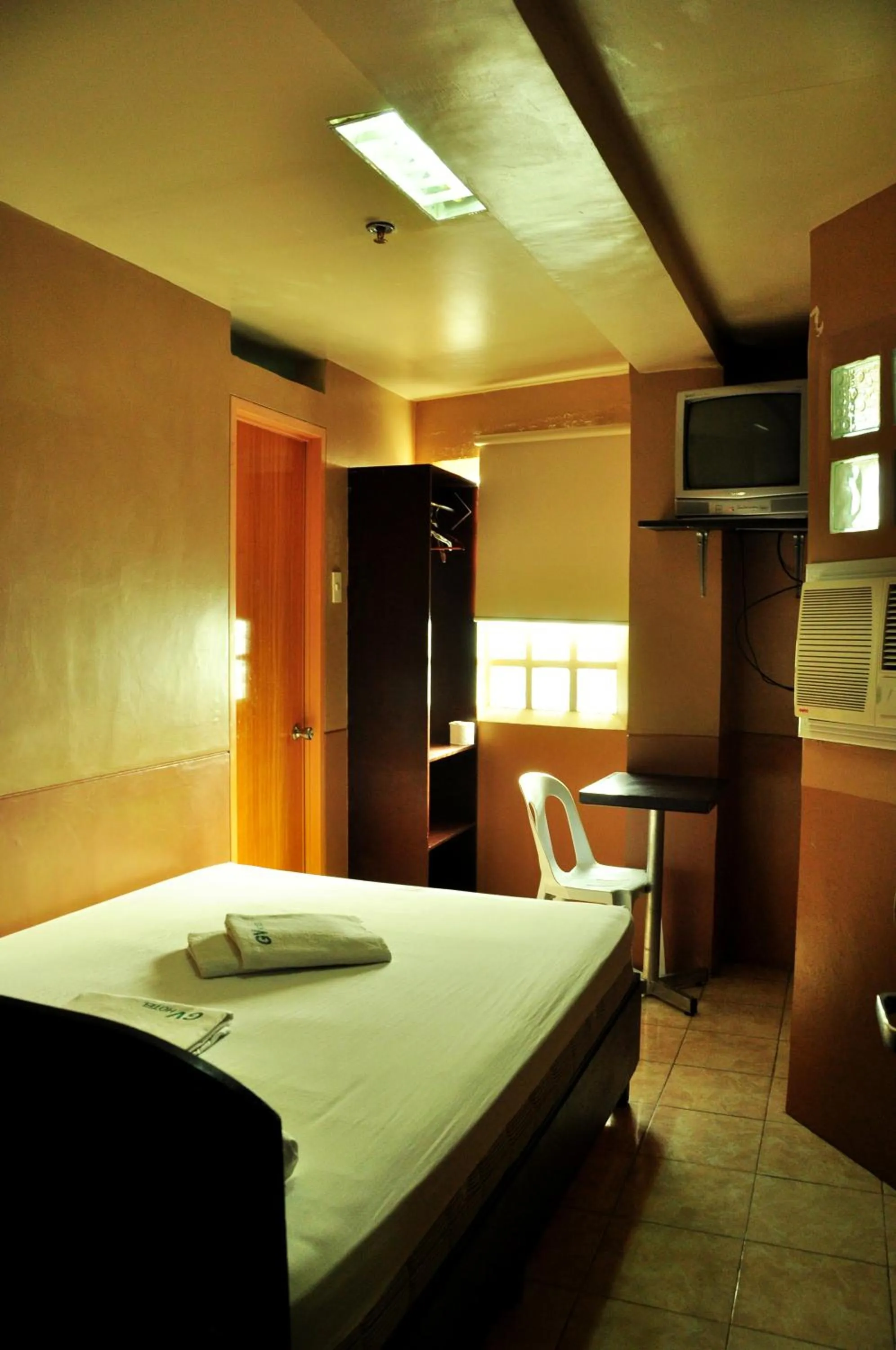 Bed in GV Hotel - Talisay City