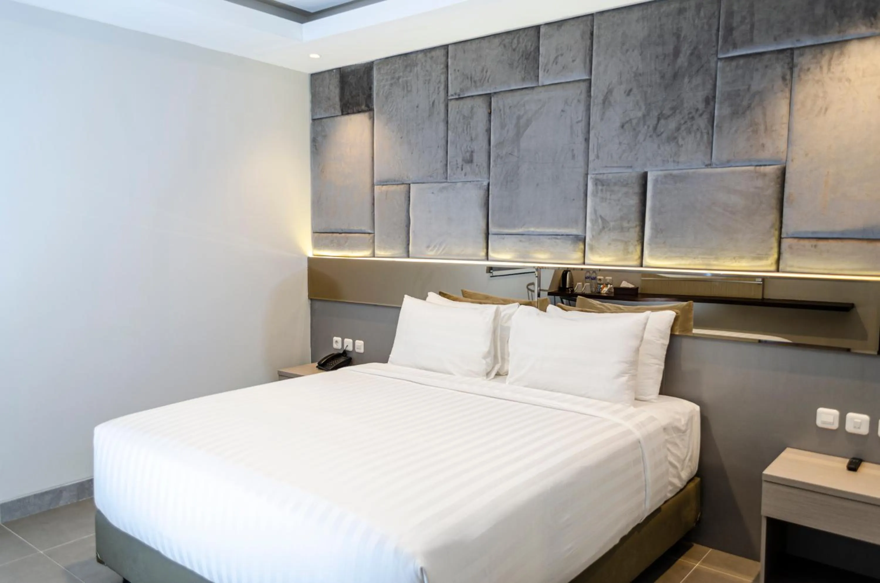 Bed in Arcadia Hotel Manado