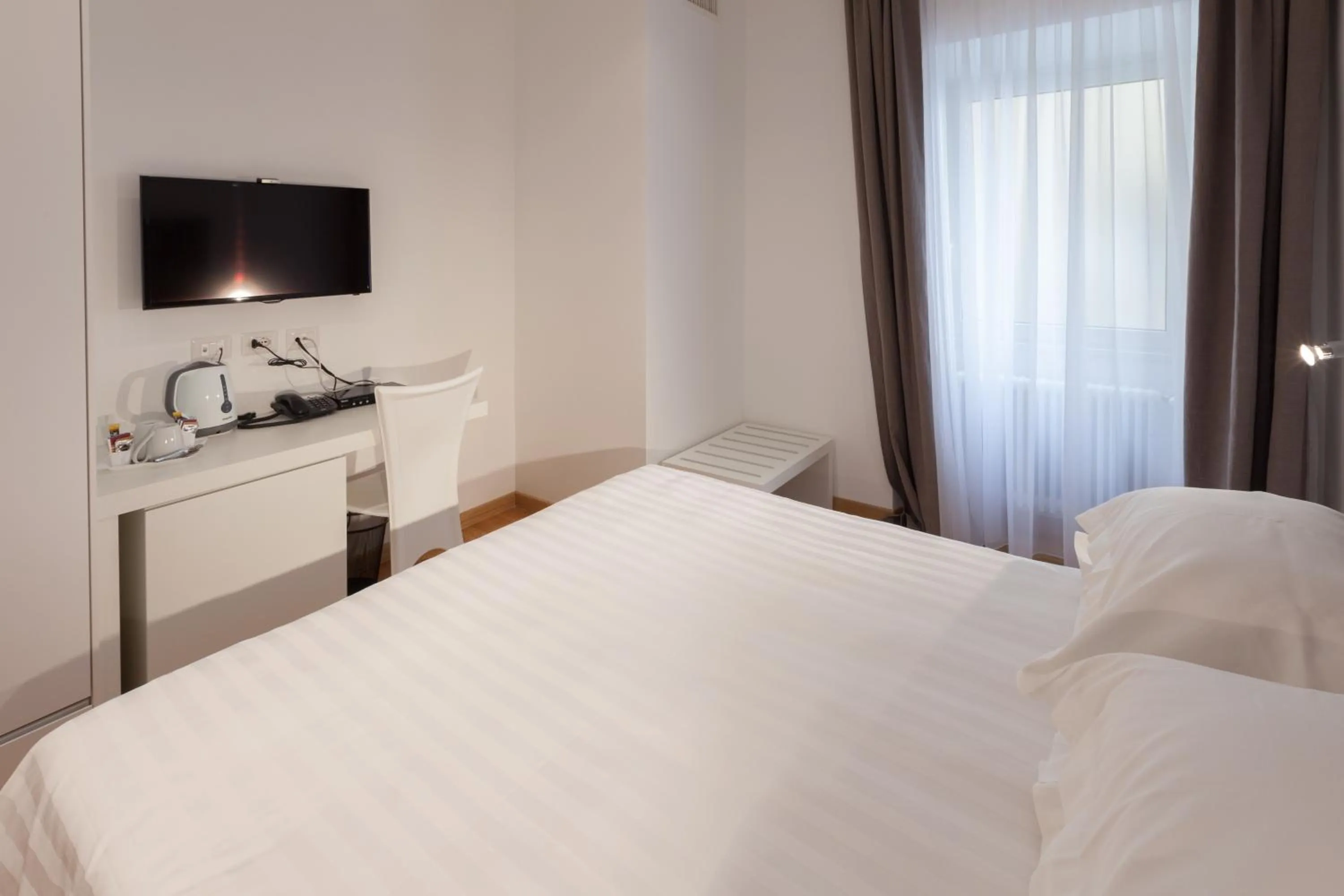 Superior Double Room in Melody Suite Rome
