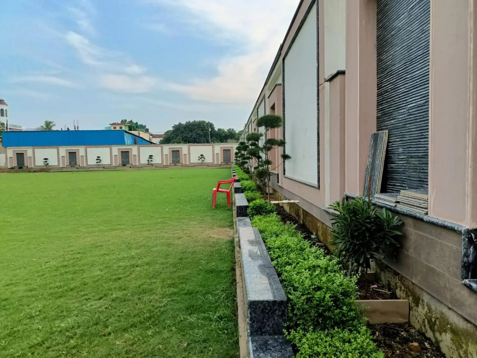 Garden in Four Leaf Hotel - AKOSHA