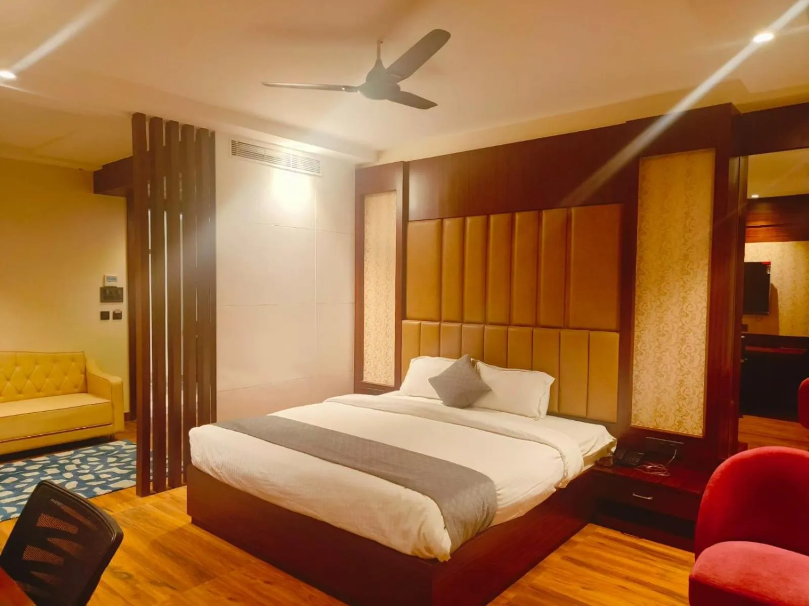 Bed in Four Leaf Hotel - AKOSHA