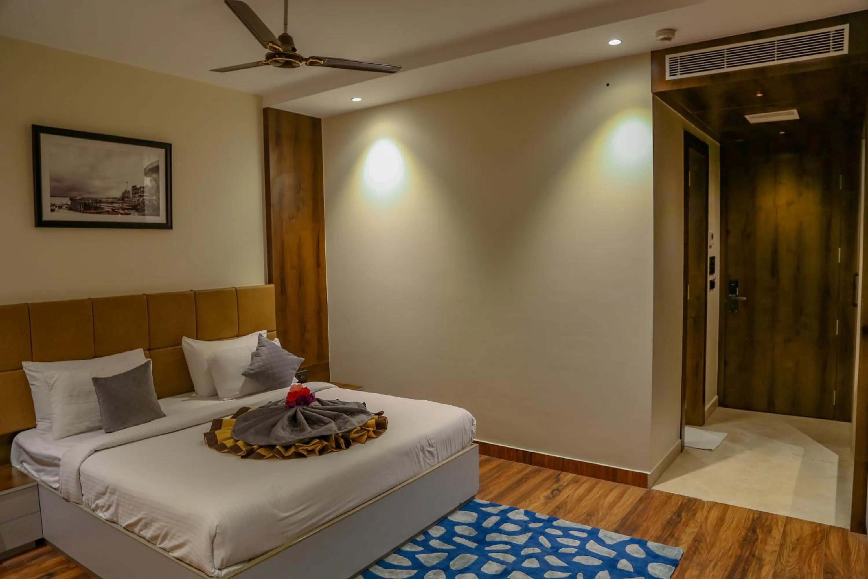 towels, Bed in Four Leaf Hotel - AKOSHA