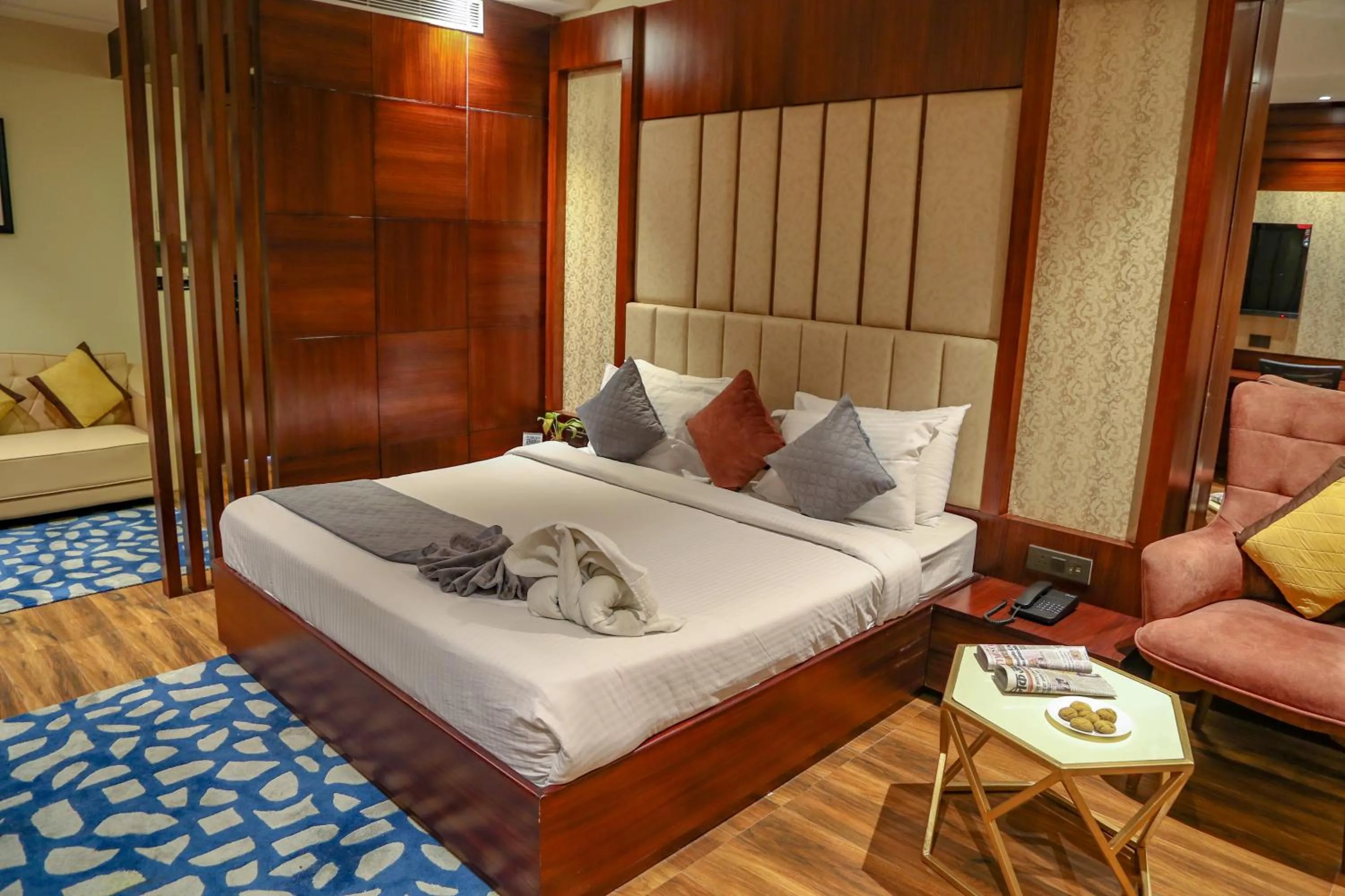 Bed in Four Leaf Hotel - AKOSHA