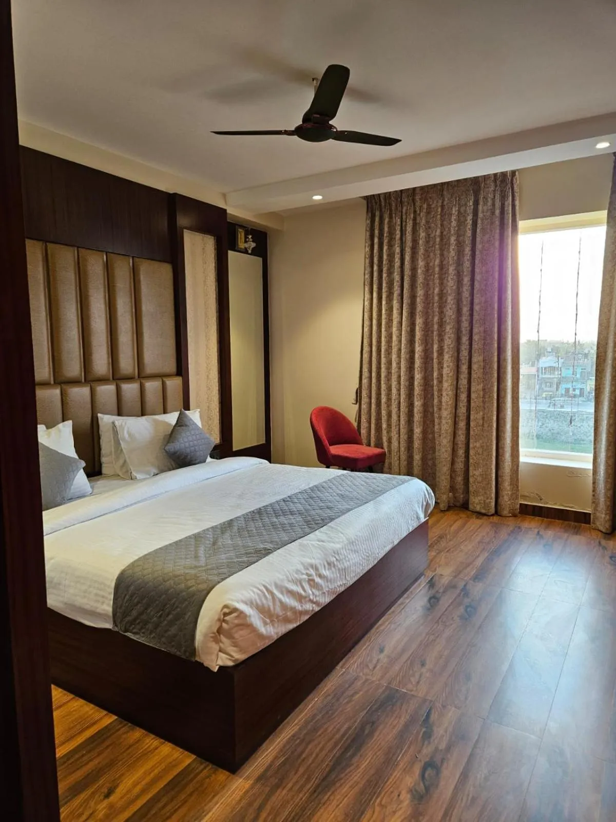 Bed in Four Leaf Hotel - AKOSHA