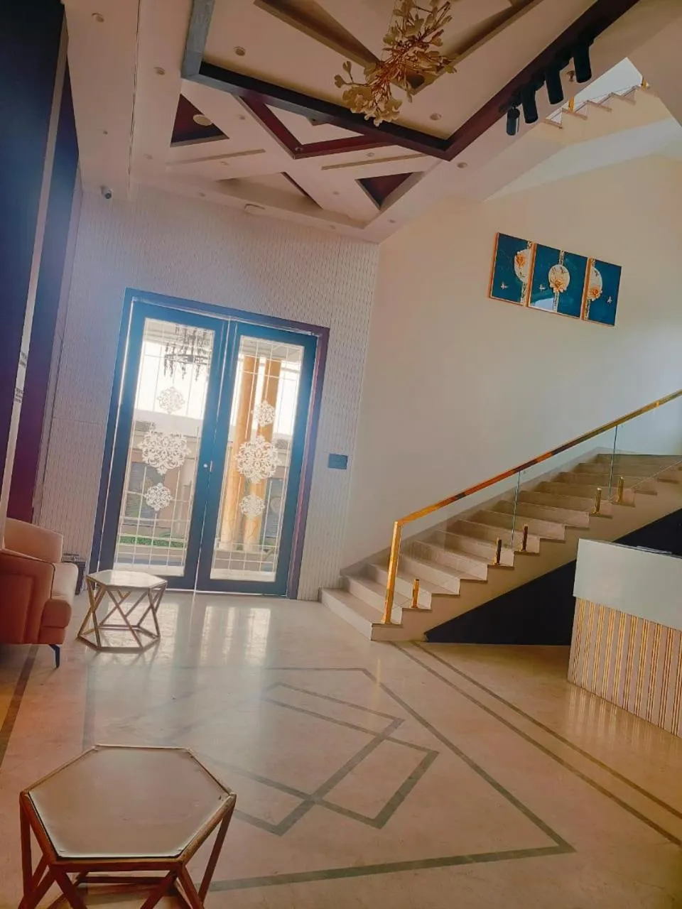 Seating area in Four Leaf Hotel - AKOSHA