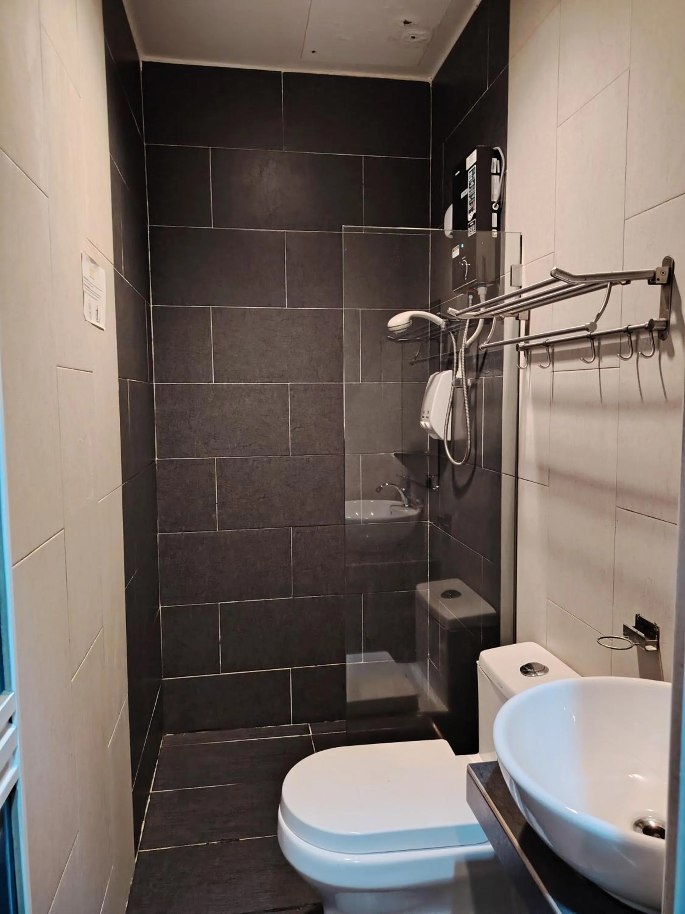 Kozi Hotel by Ardens - Taman Bukit Indah