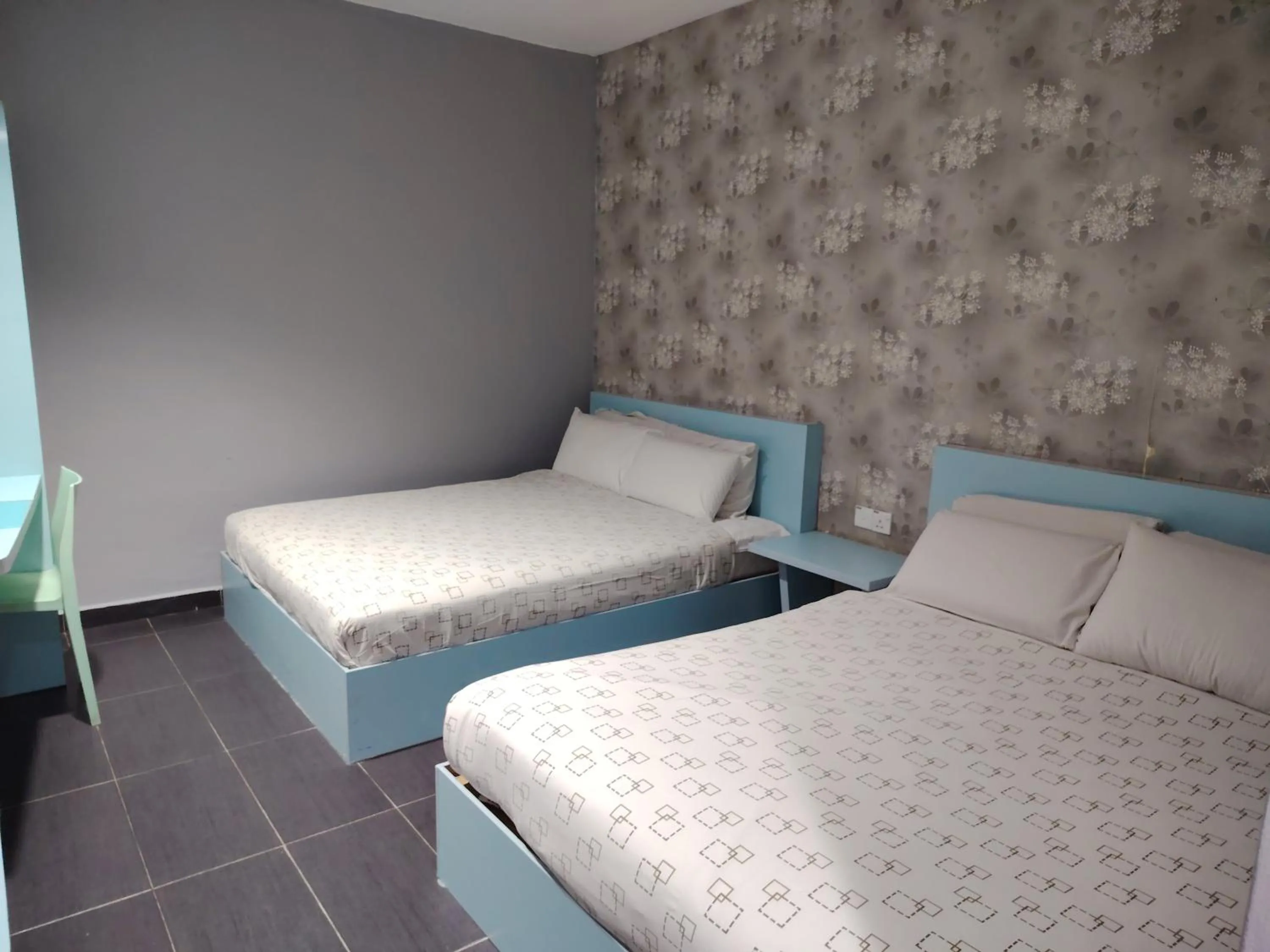 Bed in Kozi Hotel by Ardens - Taman Bukit Indah