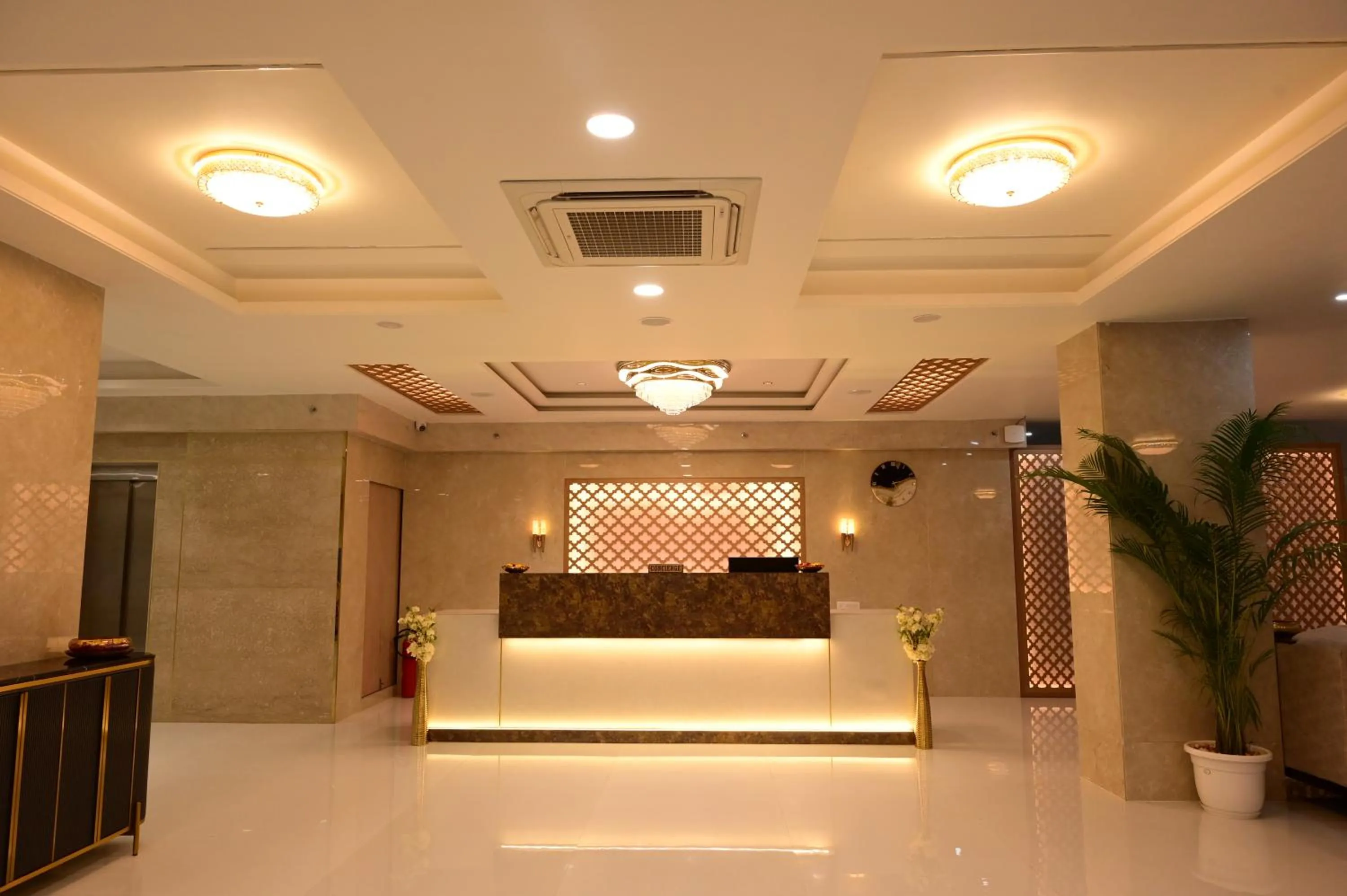 Lobby or reception in Hotel Amayra