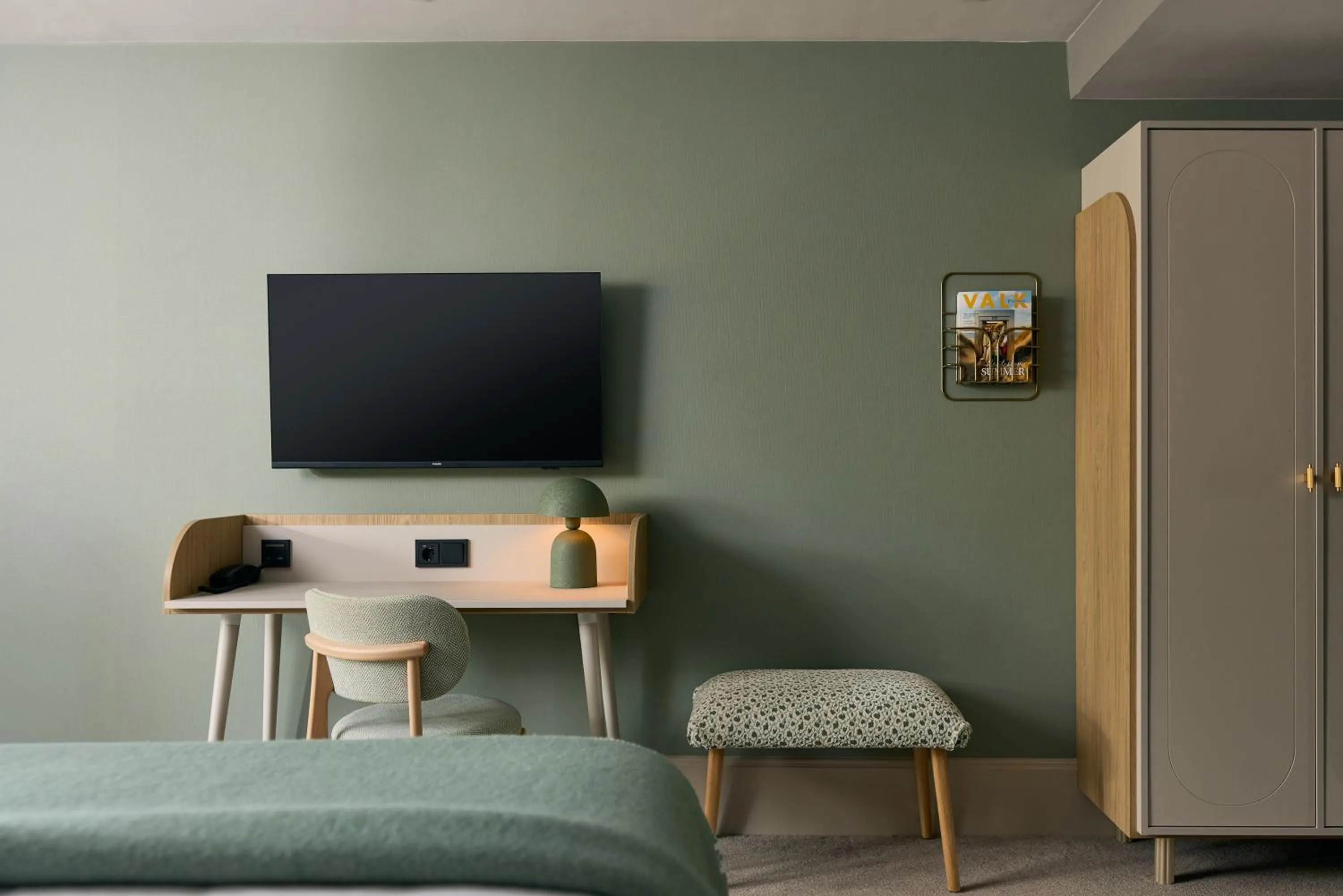 TV and multimedia in Van der Valk Hotel Volendam - Recently renovated