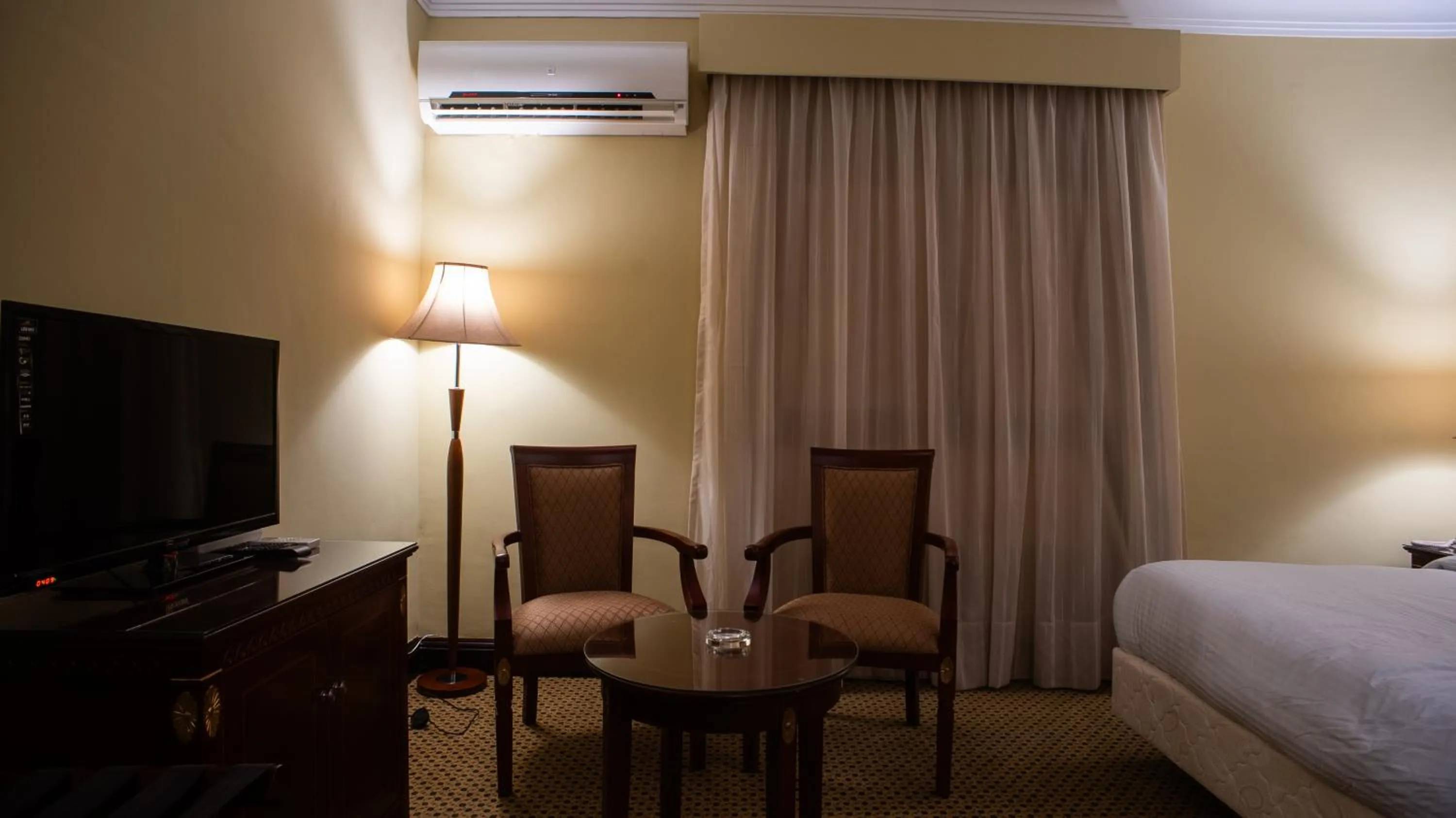 Seating area, Bed in The Villa 604 Powered by look