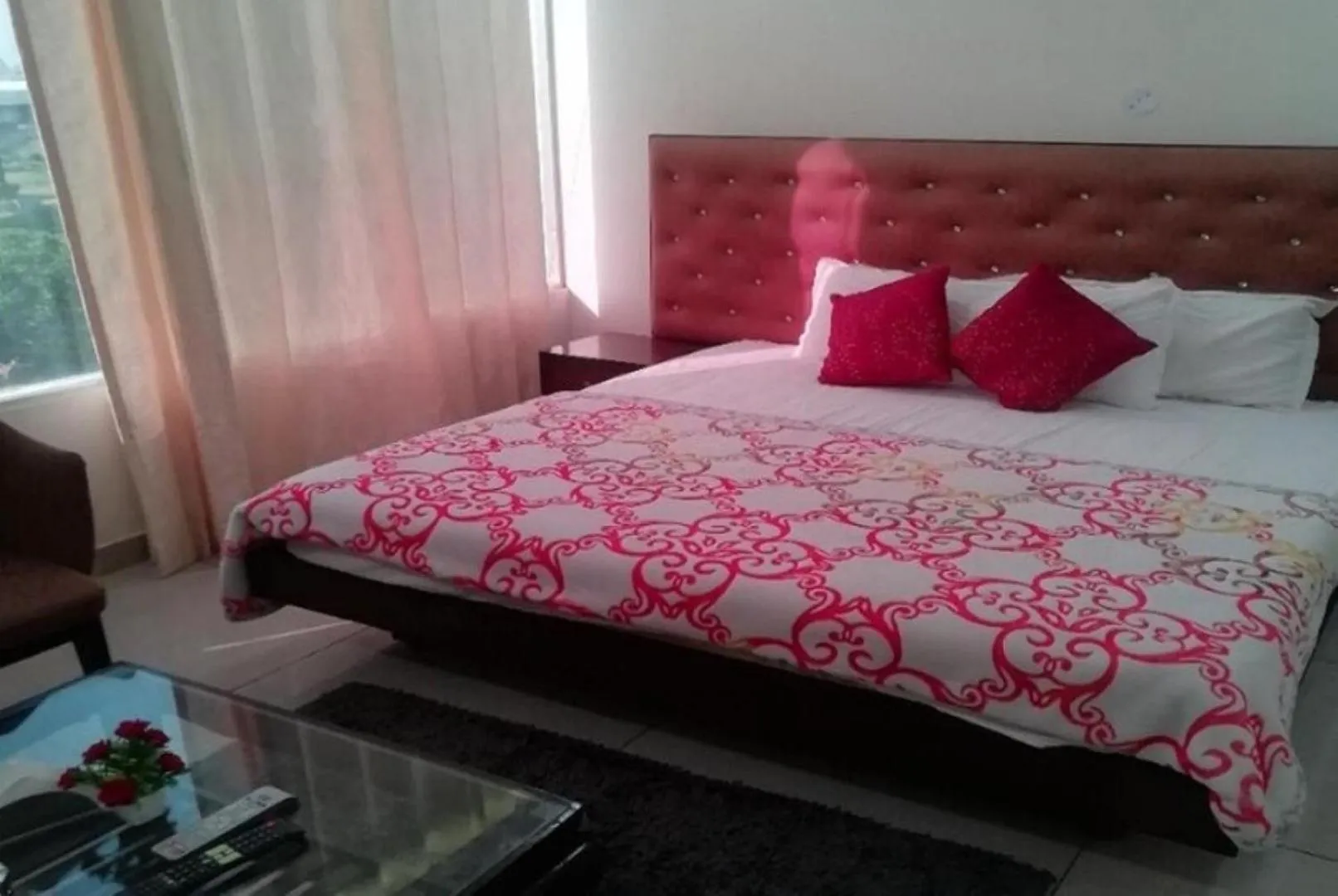 Property building, Bed in Hotel Paradise, Patiala