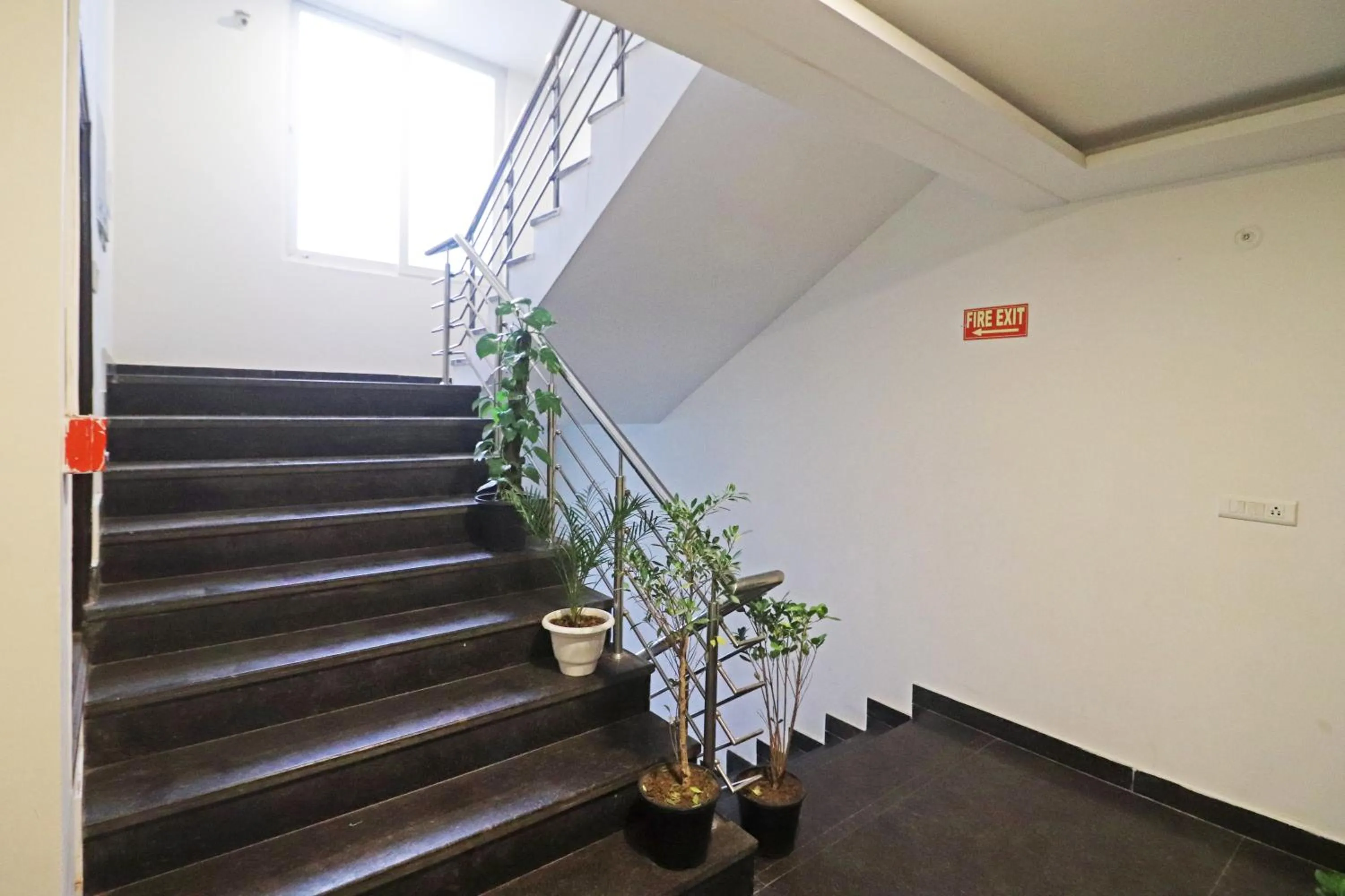 Property building in Hotel Mayda Prime Near Delhi Airport