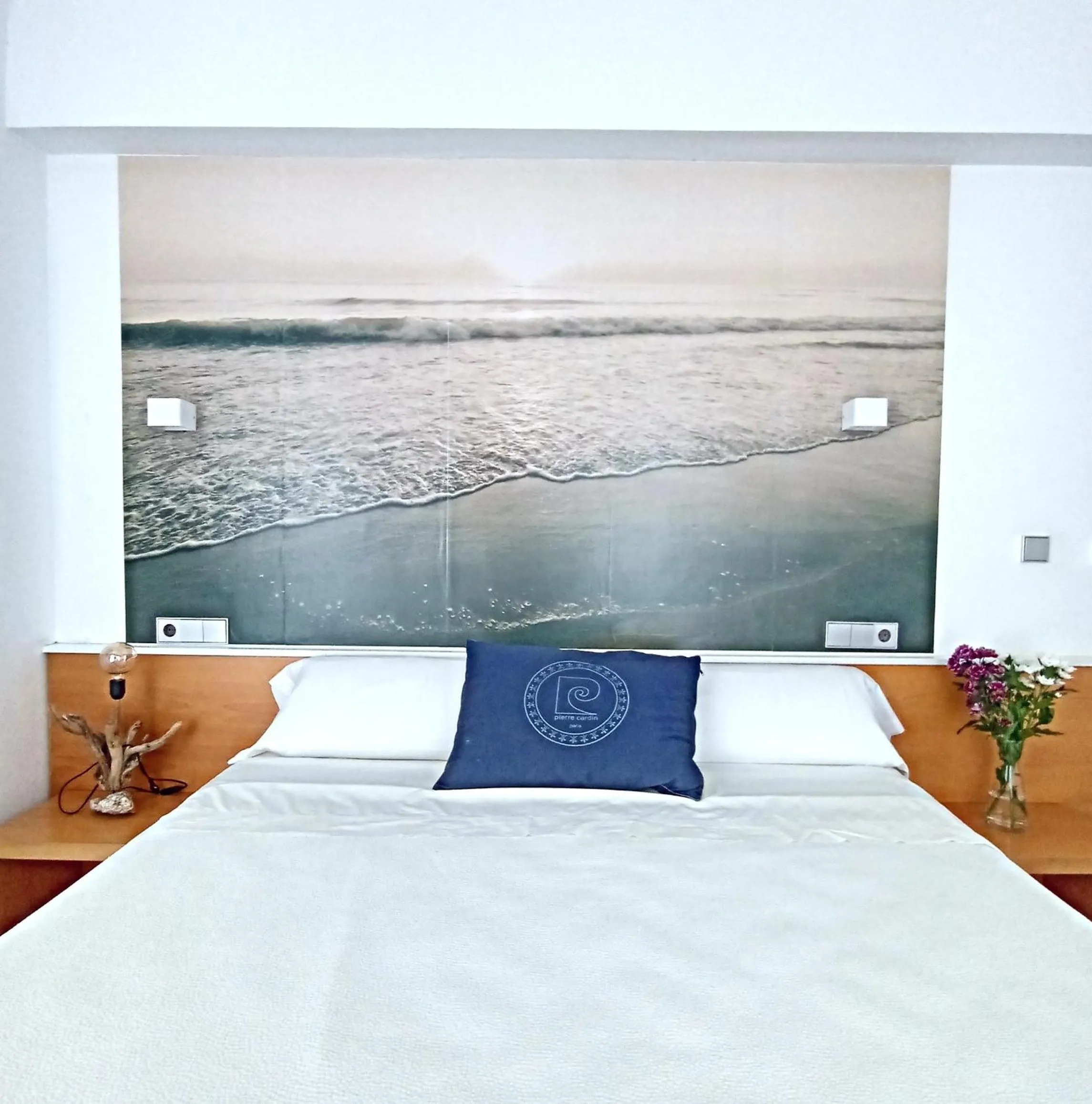 Bed in Hotel Alboran