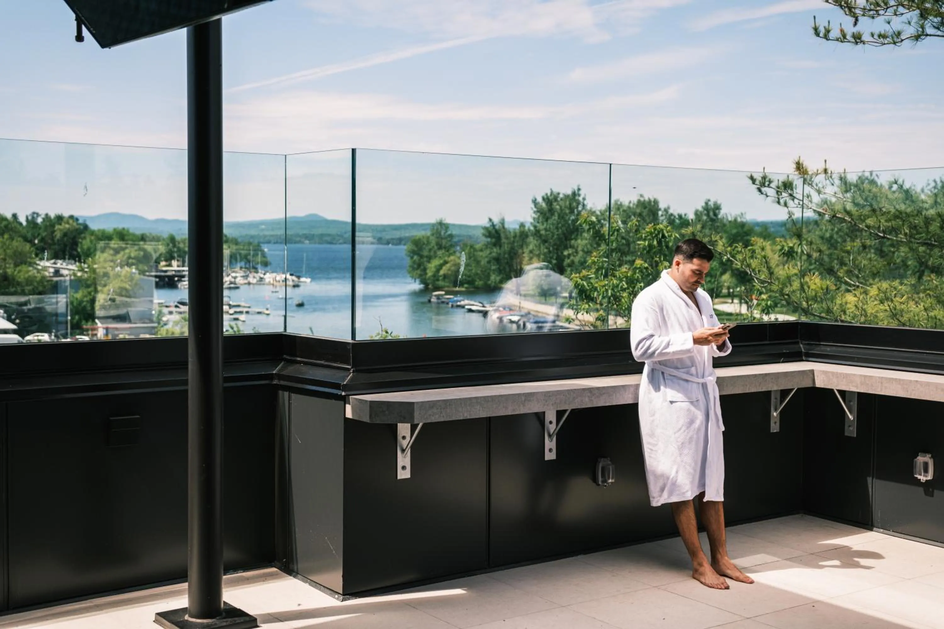 Patio in Hôtel Expérience - Quartier Des Marinas