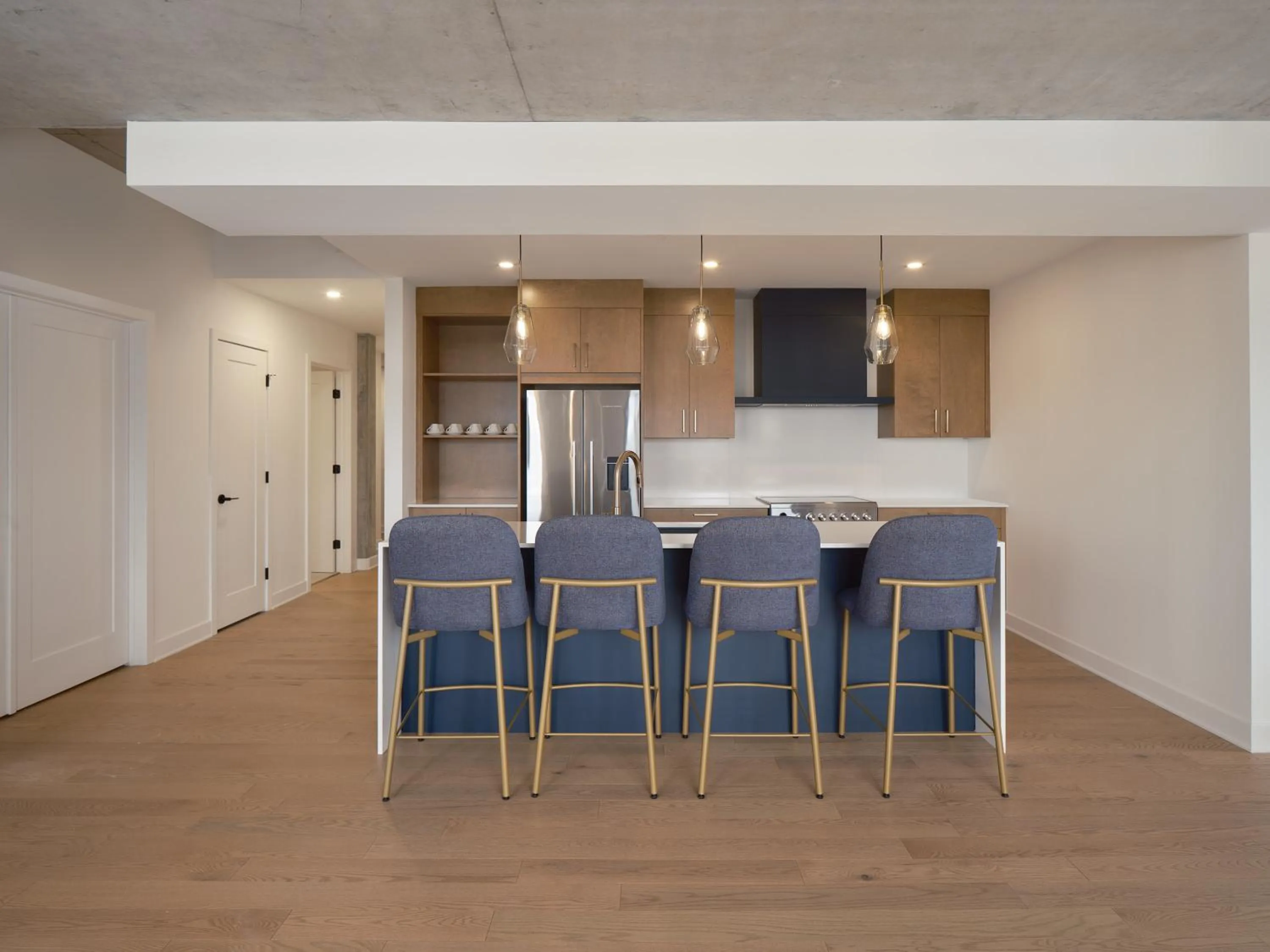 Kitchen or kitchenette in Hôtel Expérience - Quartier Des Marinas