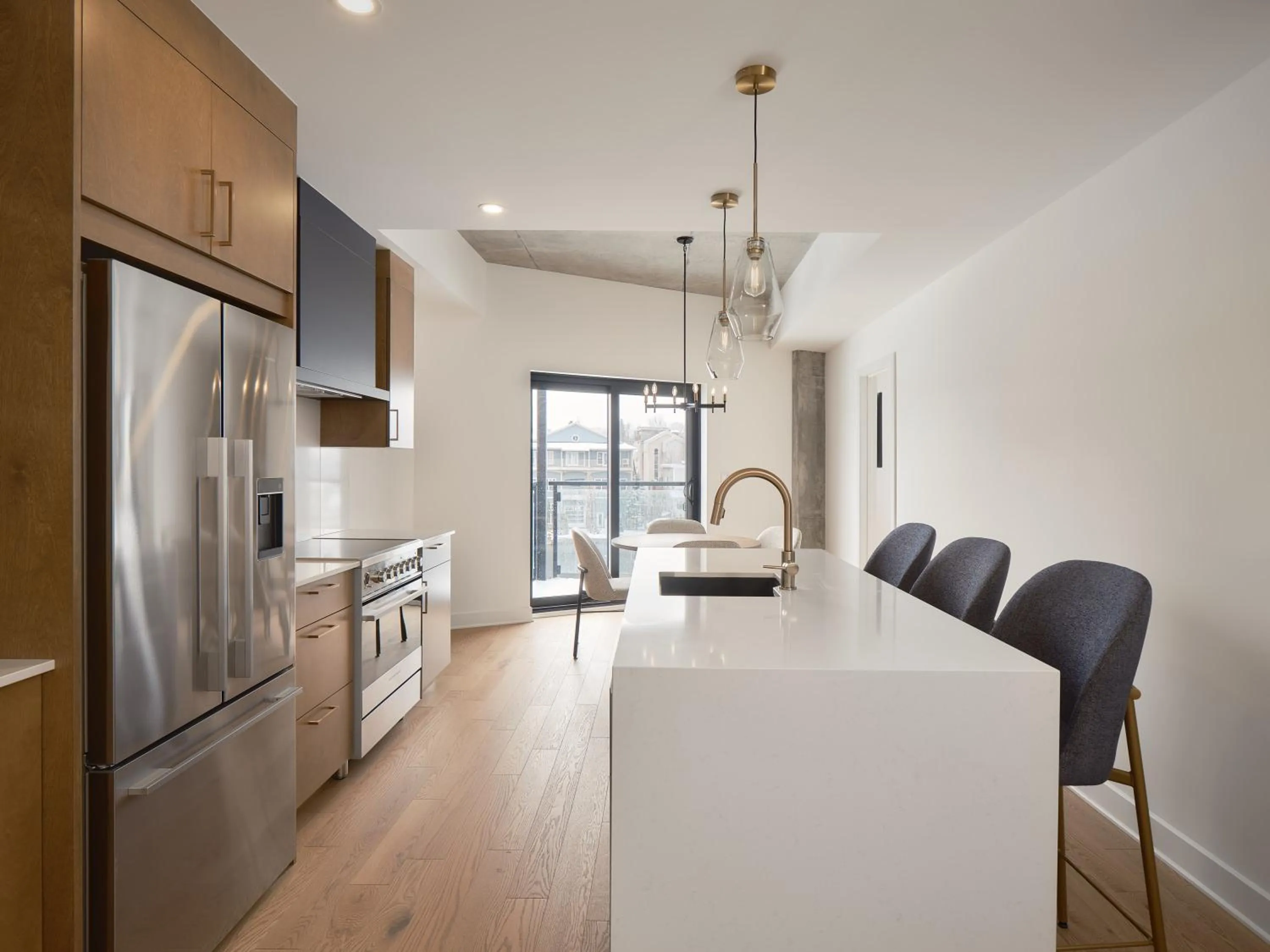 Kitchen or kitchenette in Hôtel Expérience - Quartier Des Marinas