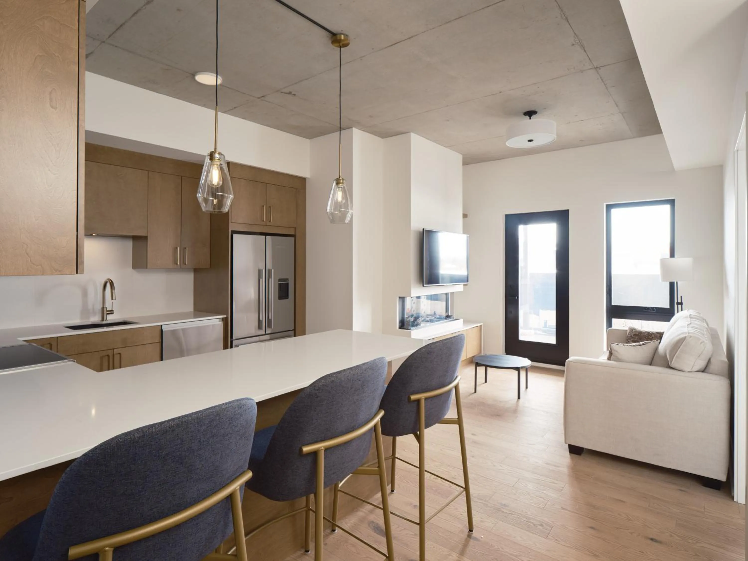 Kitchen or kitchenette in Hôtel Expérience - Quartier Des Marinas