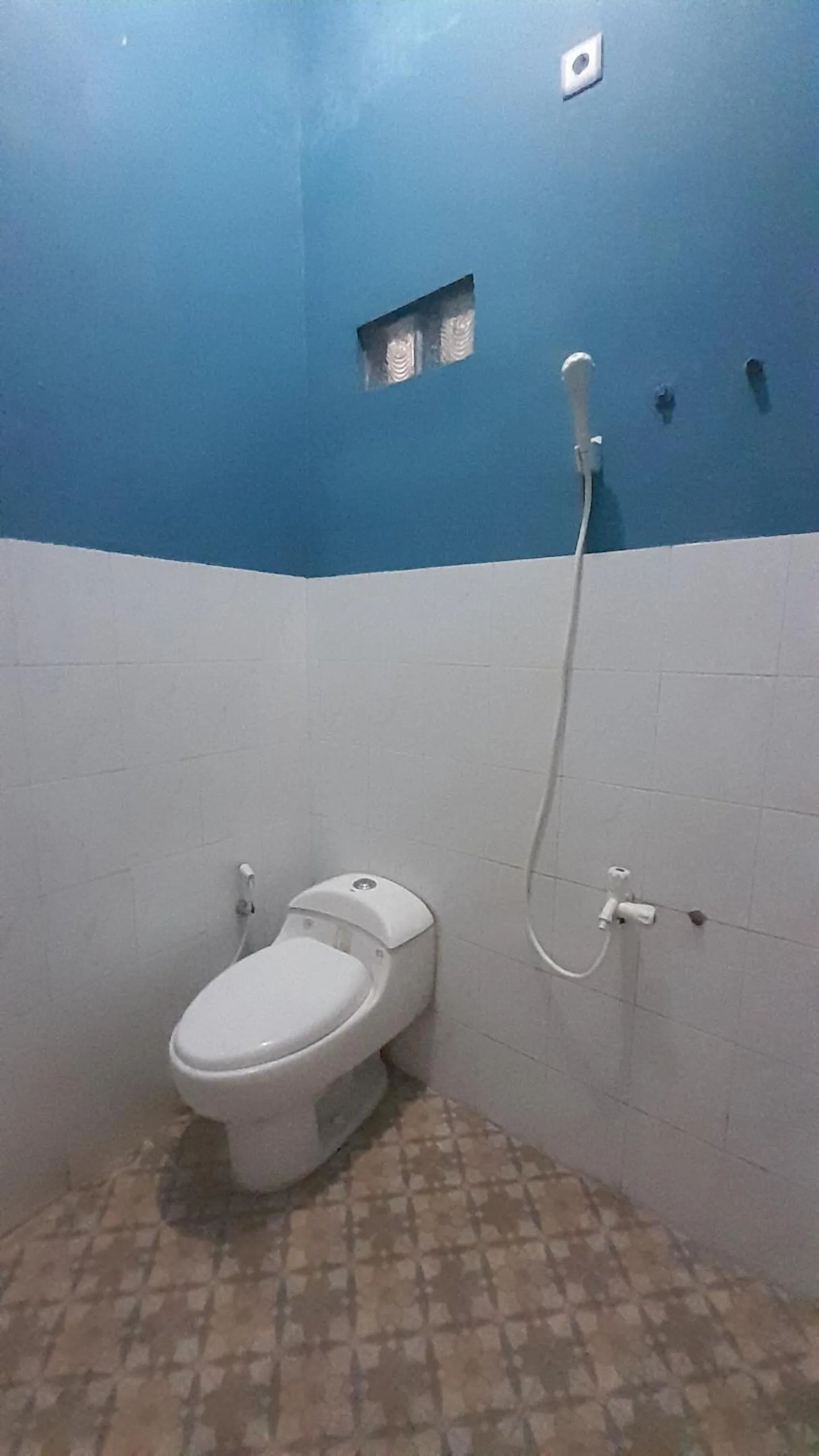 Bathroom in Hotel O Al-ainah Family Homestay