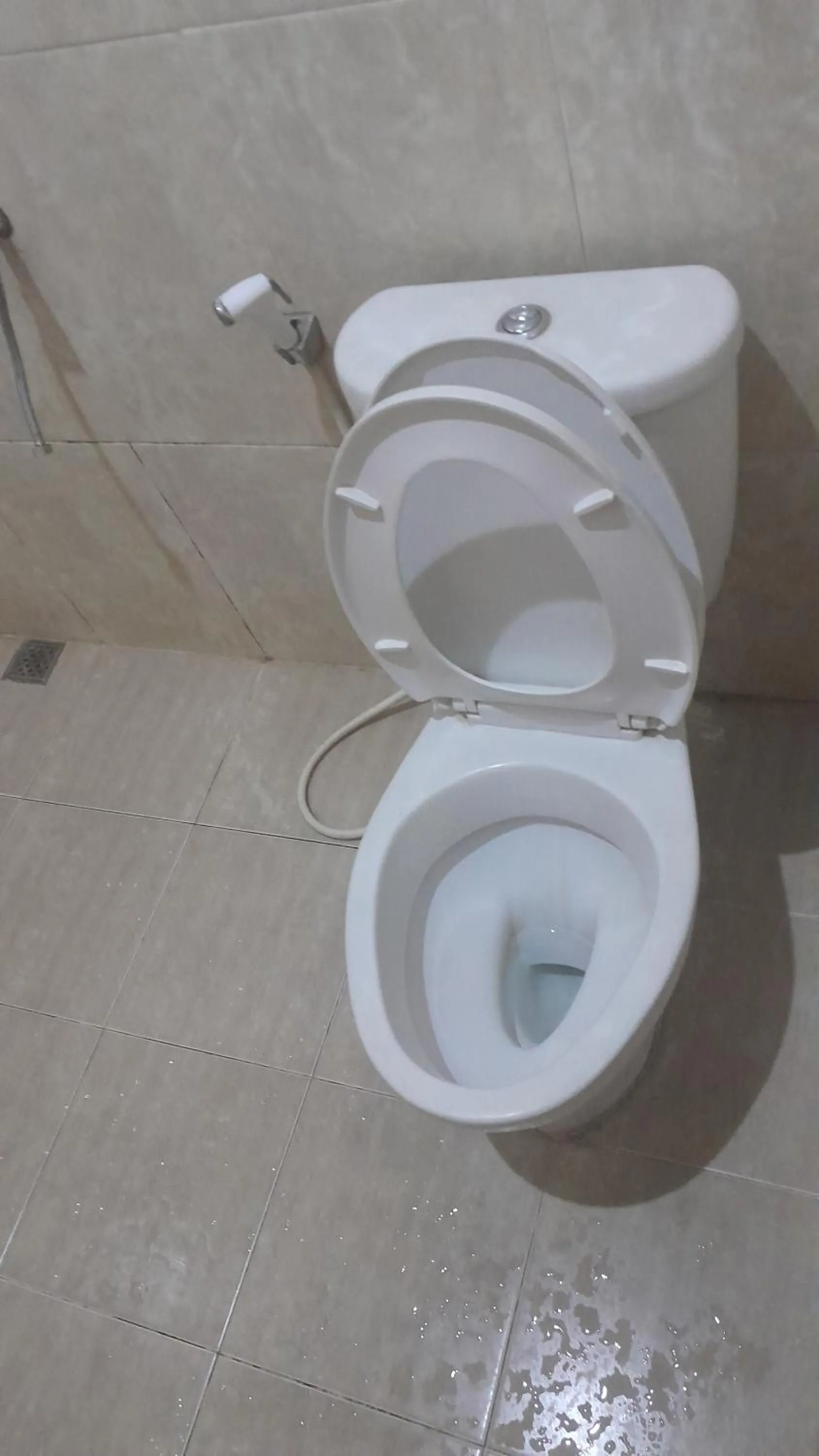 Bathroom in Hotel O Al-ainah Family Homestay