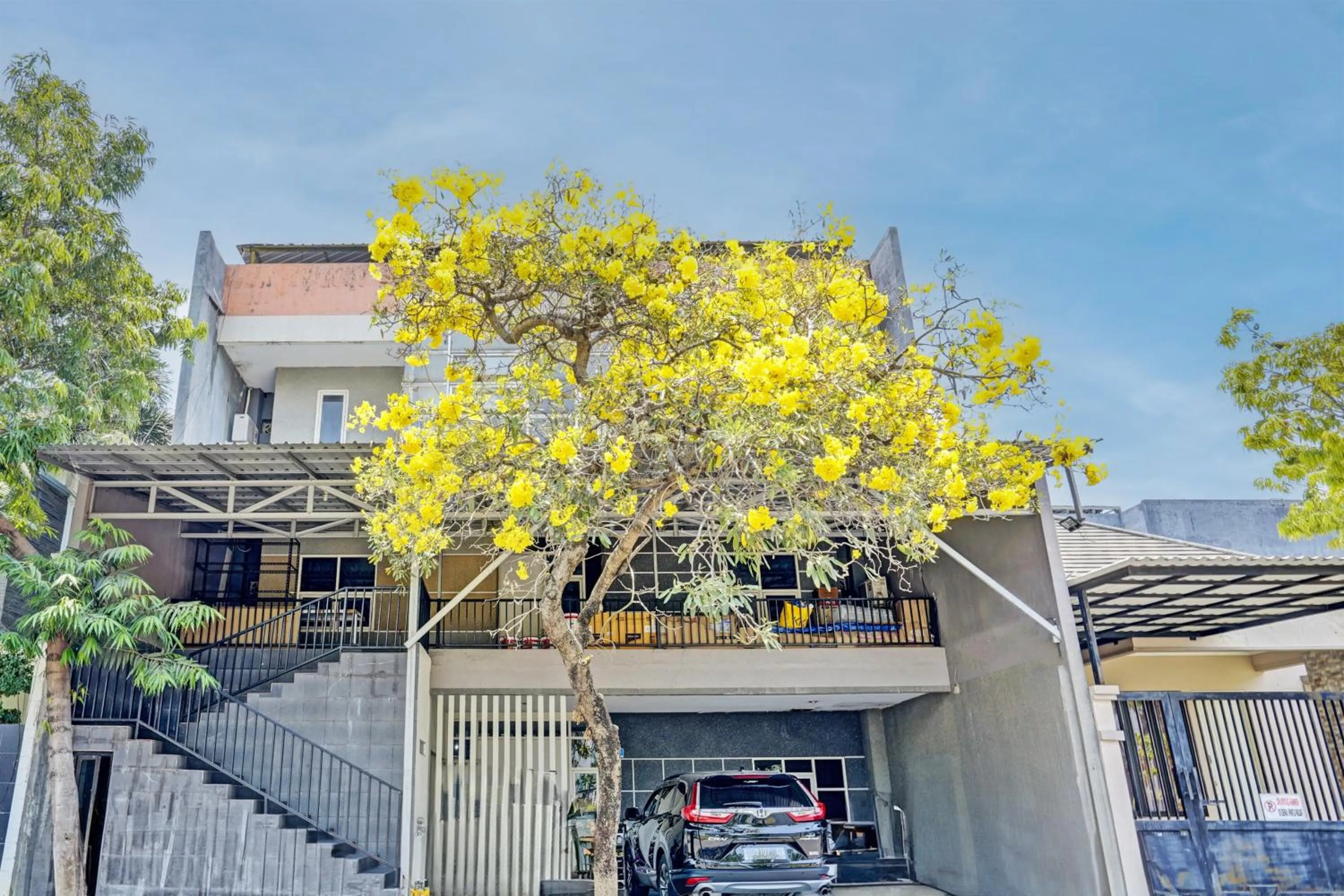 Facade/entrance in Hotel O Garden Homestay 3 Merlion