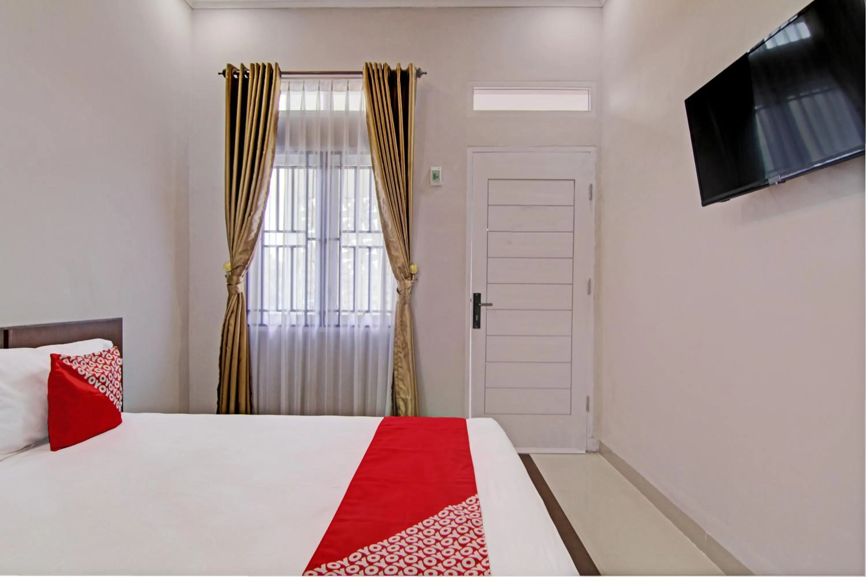 Bedroom in Hotel O Nrc White House