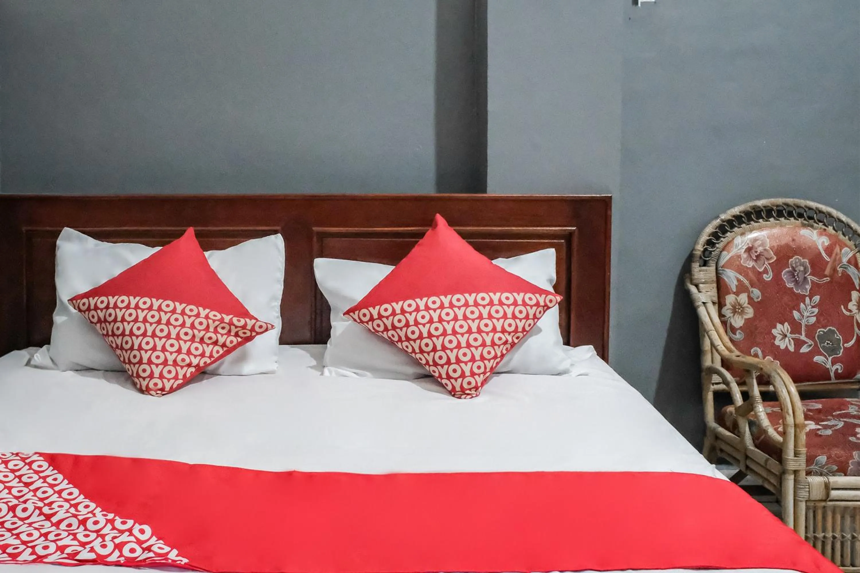 Bedroom, Bed in OYO 93117 Penginapan Tiga Dara