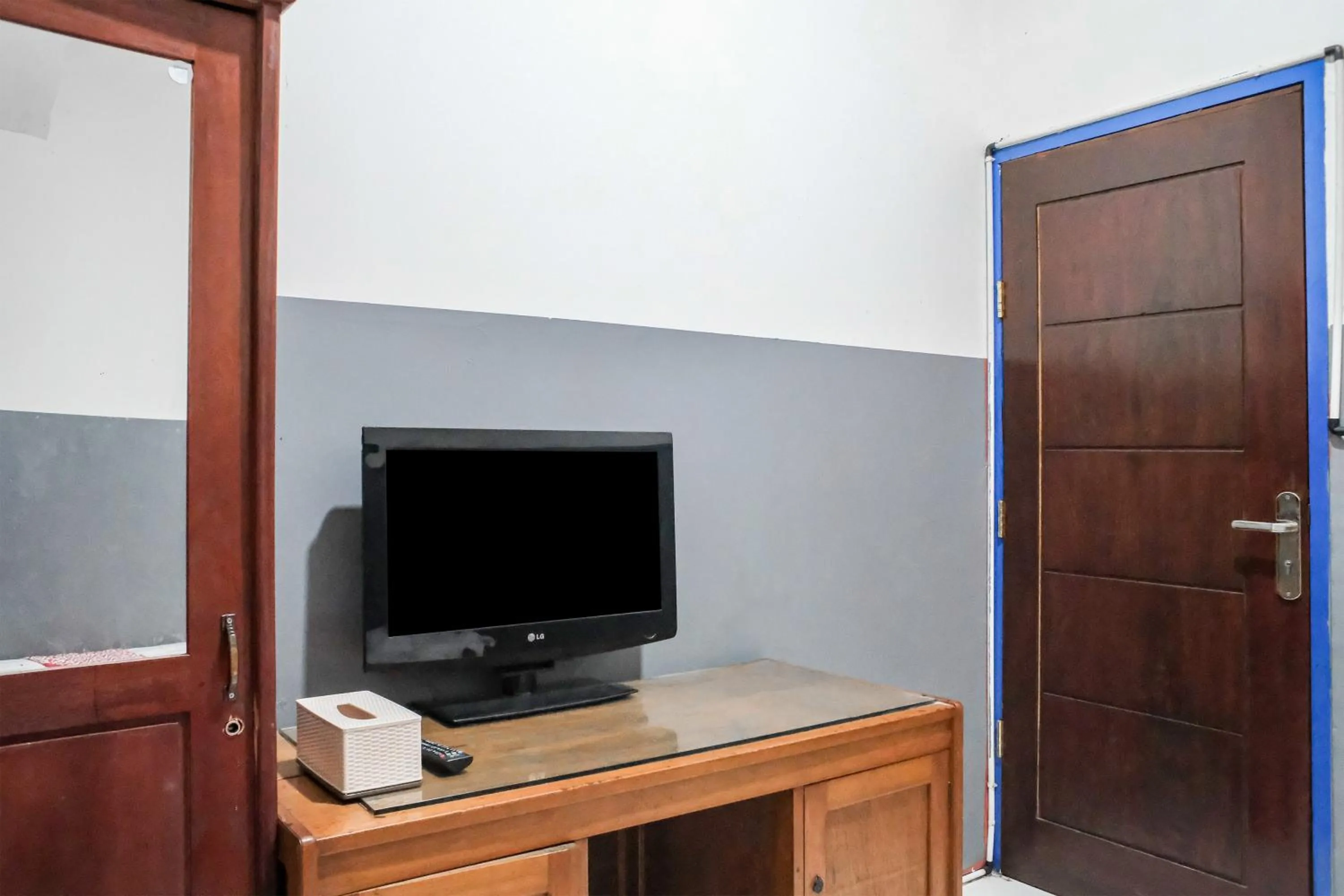 Bedroom in OYO 93117 Penginapan Tiga Dara