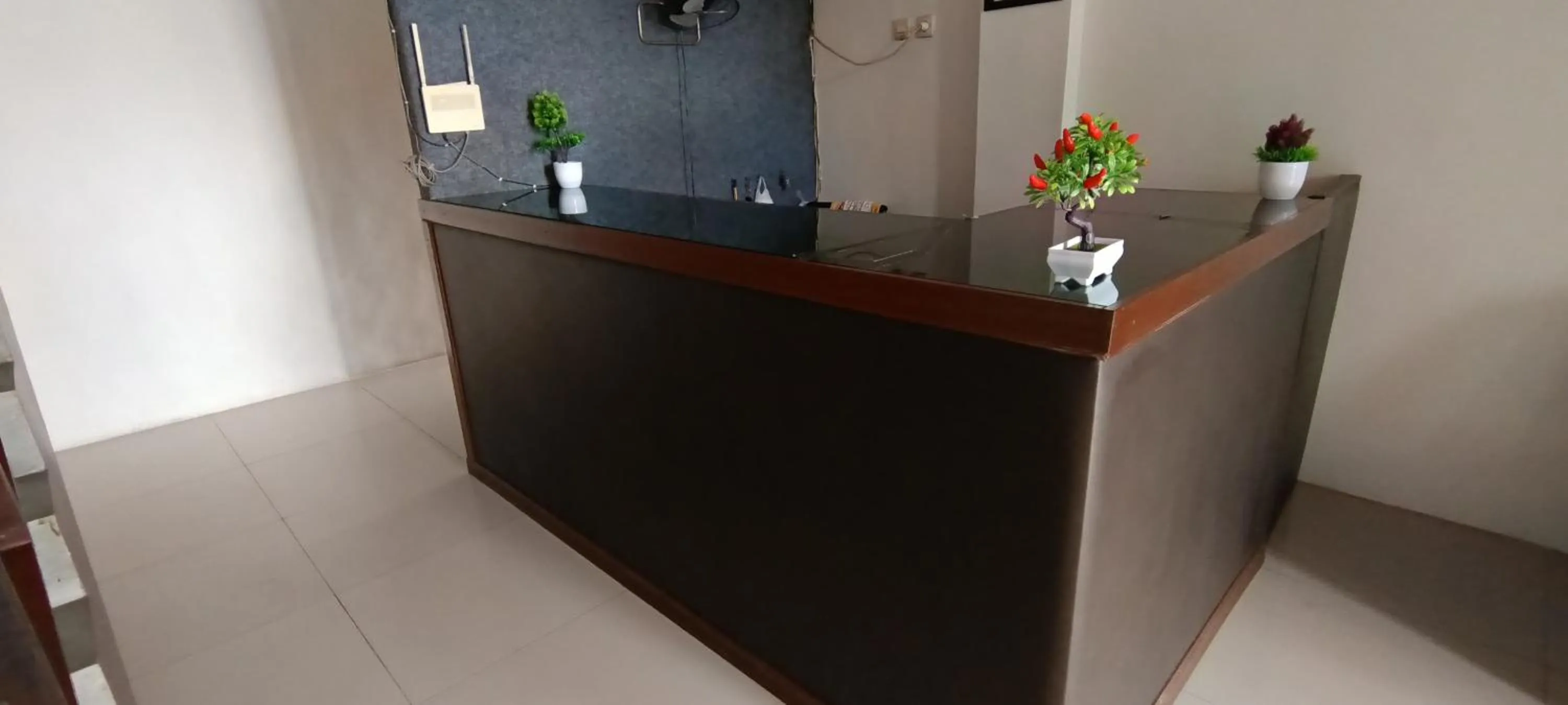 Lobby or reception in Hotel O Wisma Hamalau SyariahNearPulau Bromo Pedestrian Bridge