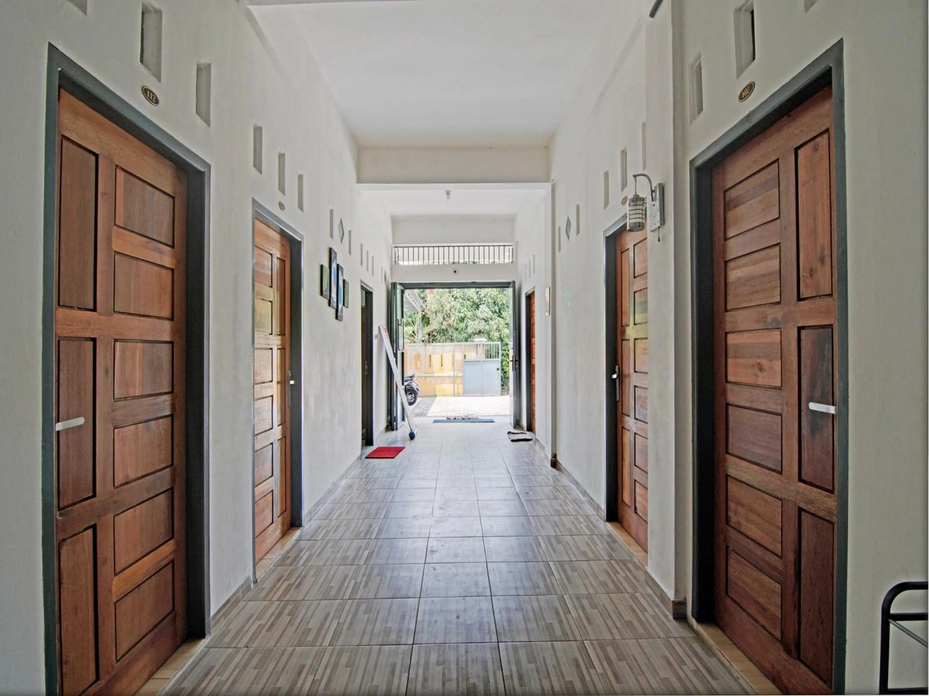 Lobby or reception in Hotel O Penginapan Budhe Sri