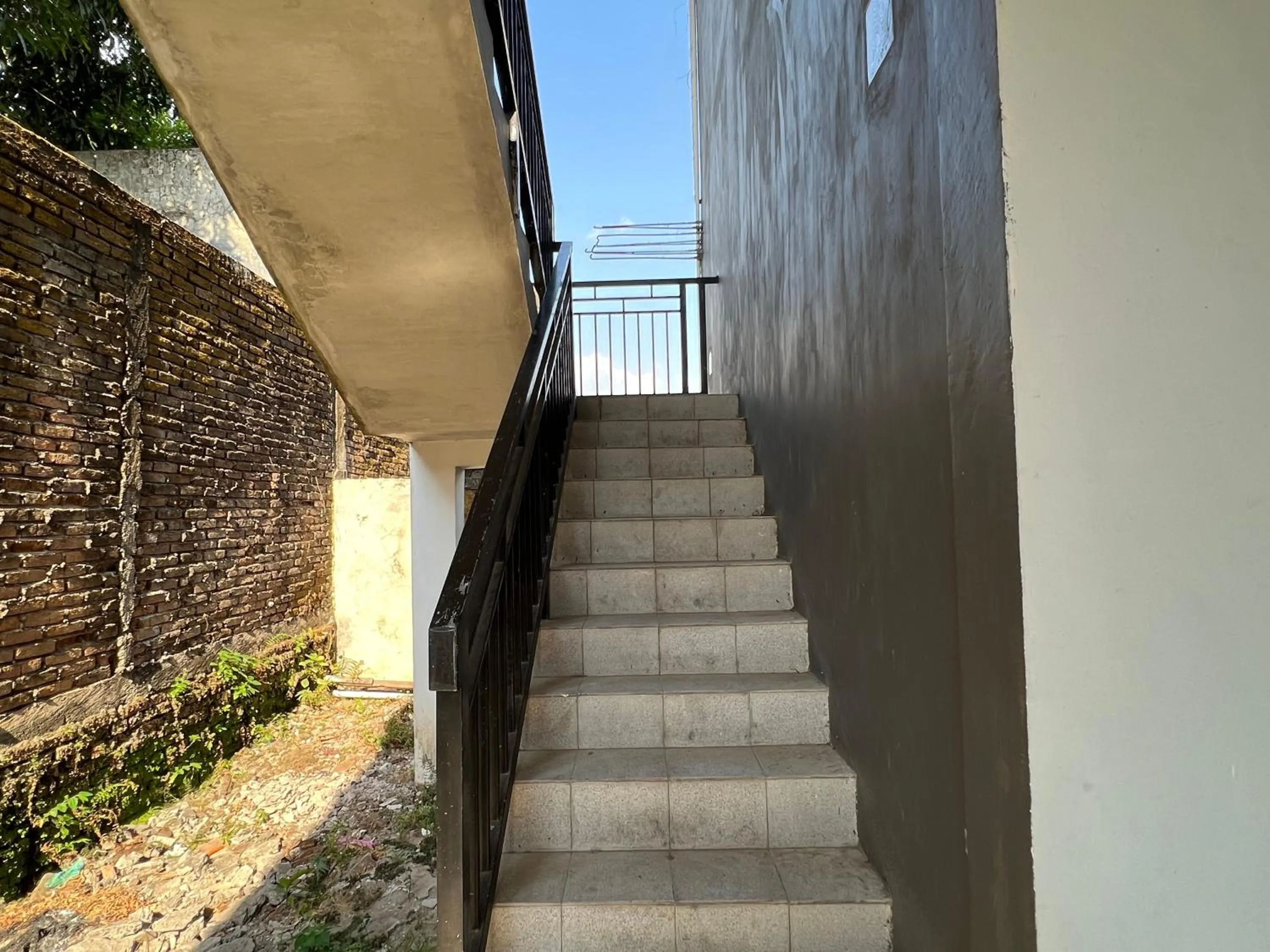 Lobby or reception in Hotel O Kost Maharaja Near Maros