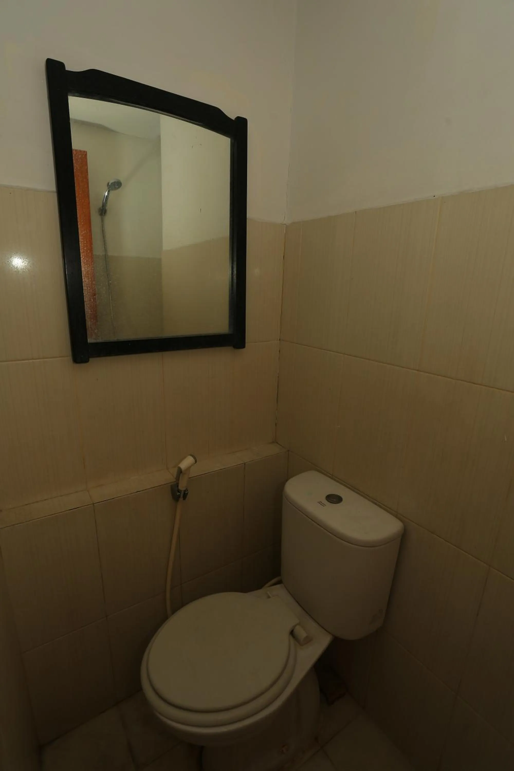 Bathroom in Collection O 93142 Lion Rooms