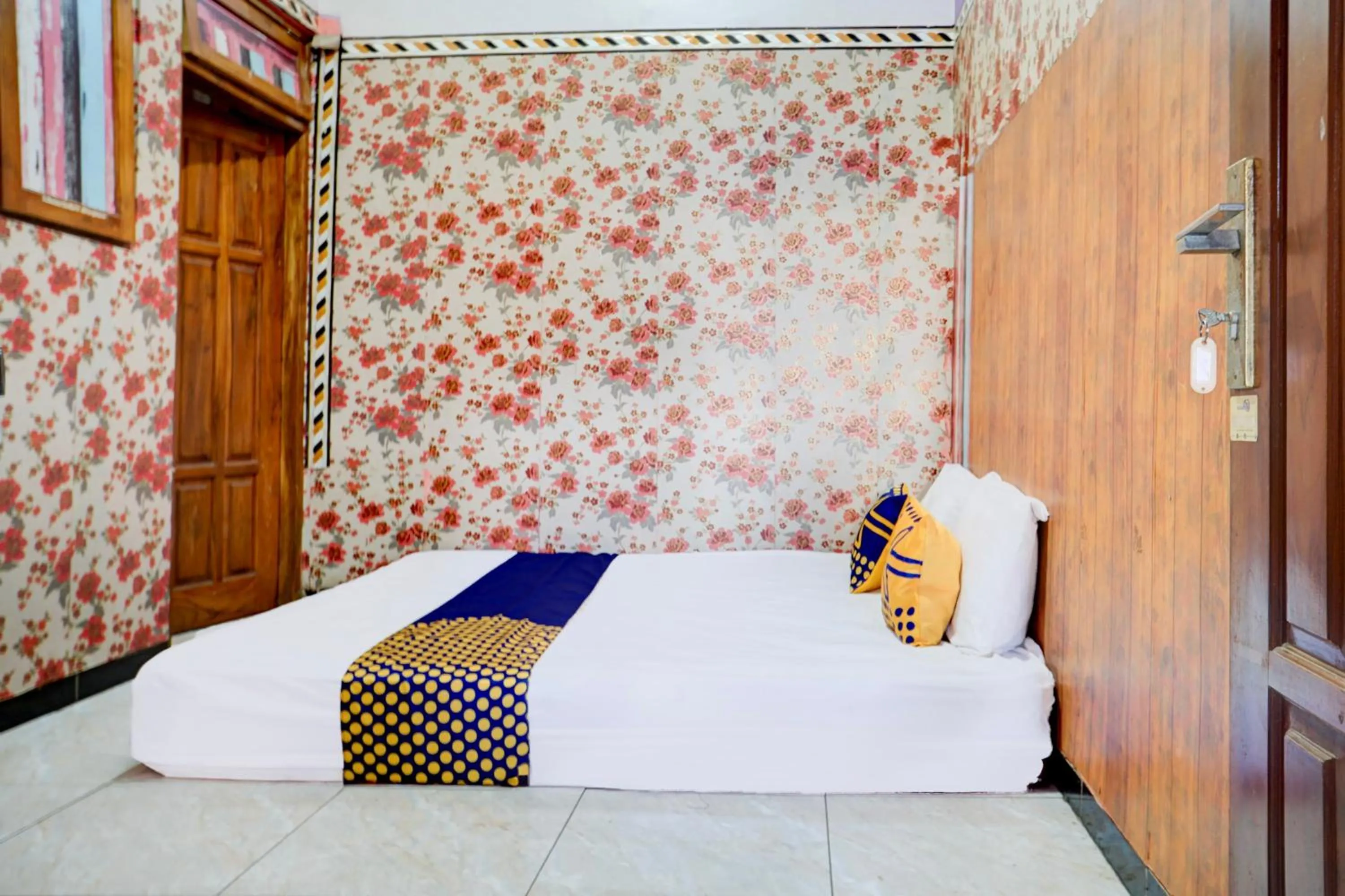 Bedroom, Bed in Hotel O Karman's Sari 1 Homestay Syariah