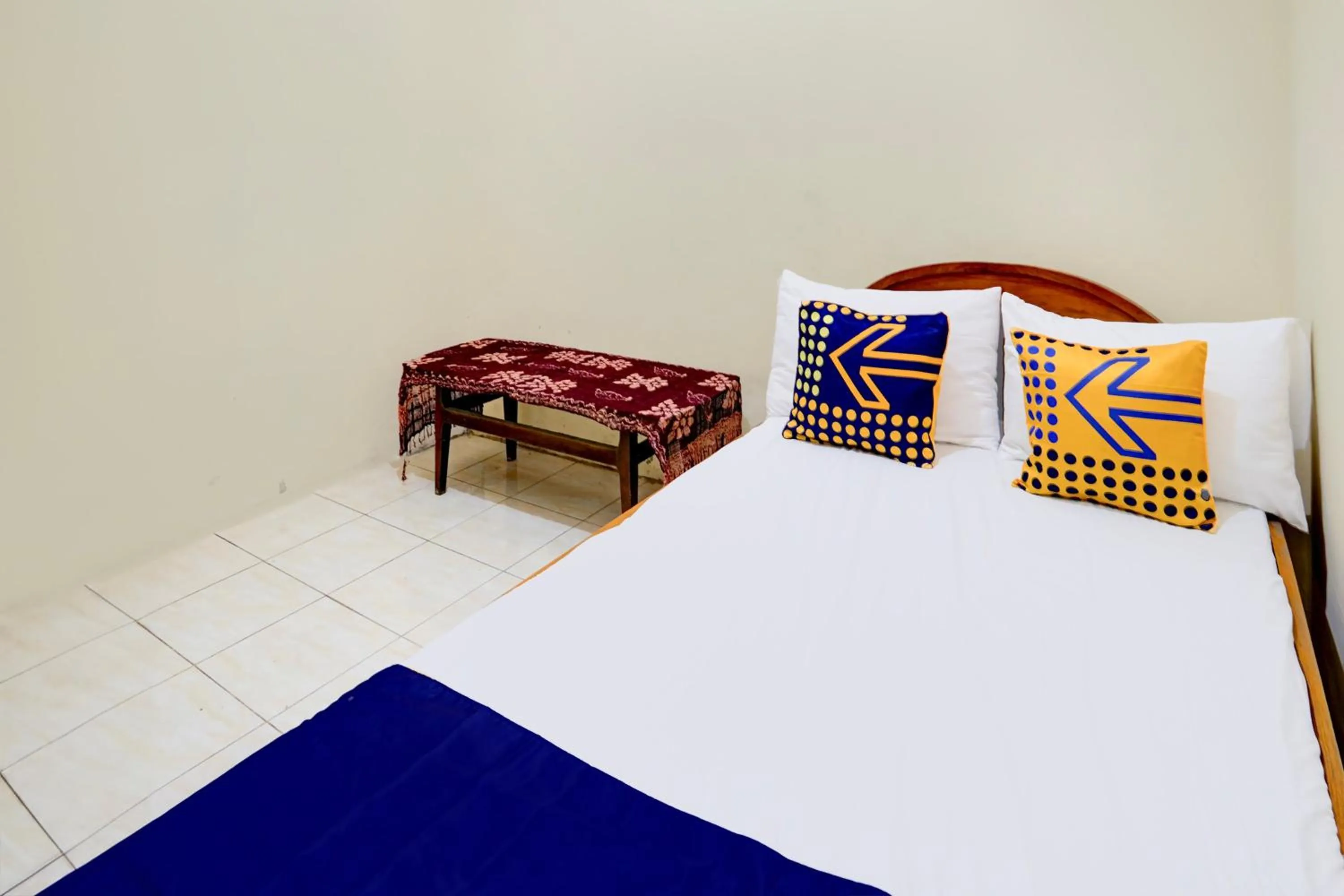 Bedroom, Bed in Hotel O Karman's Sari 1 Homestay Syariah