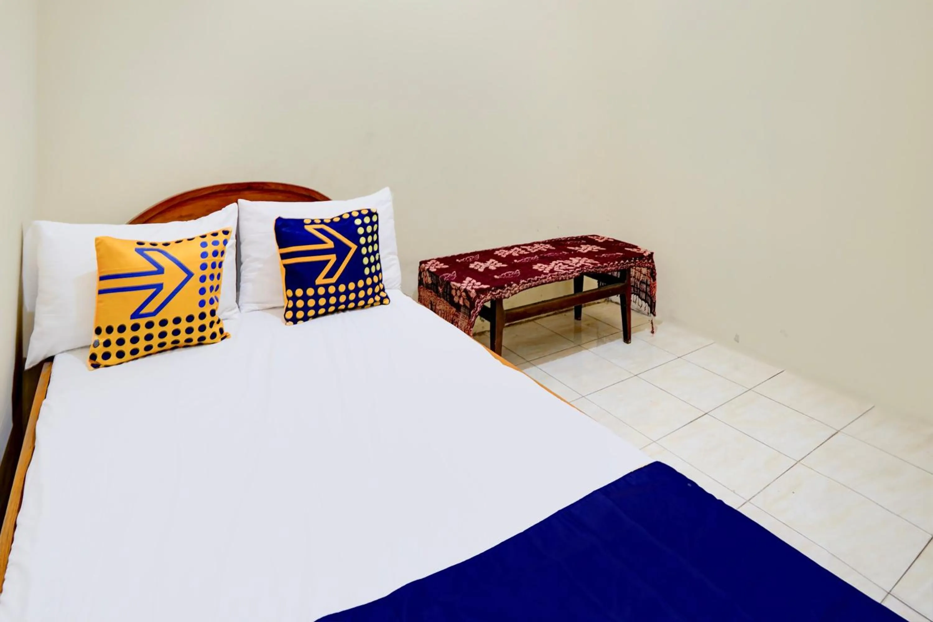 Bedroom, Bed in Hotel O Karman's Sari 1 Homestay Syariah