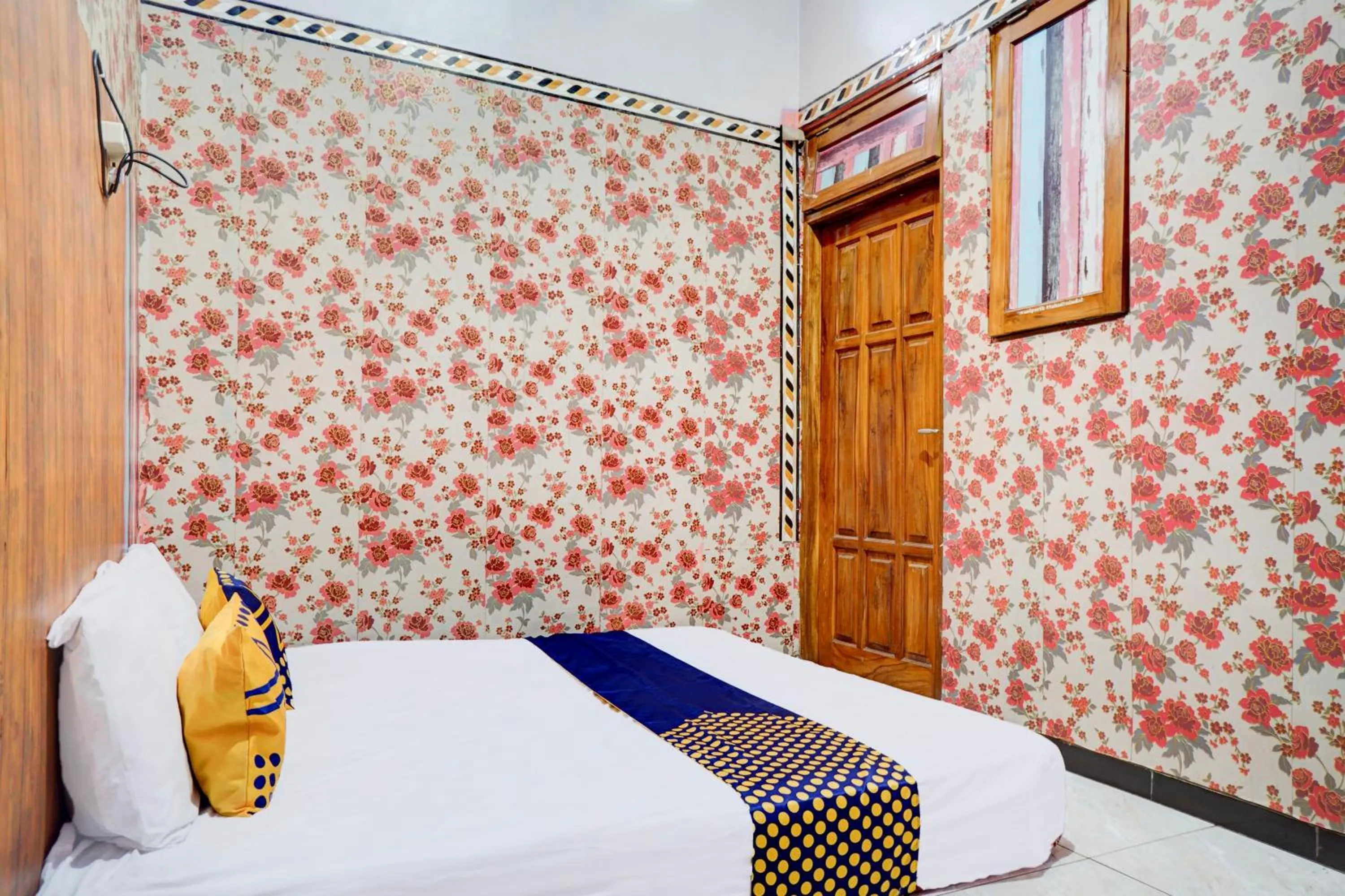 Bedroom, Bed in Hotel O Karman's Sari 1 Homestay Syariah