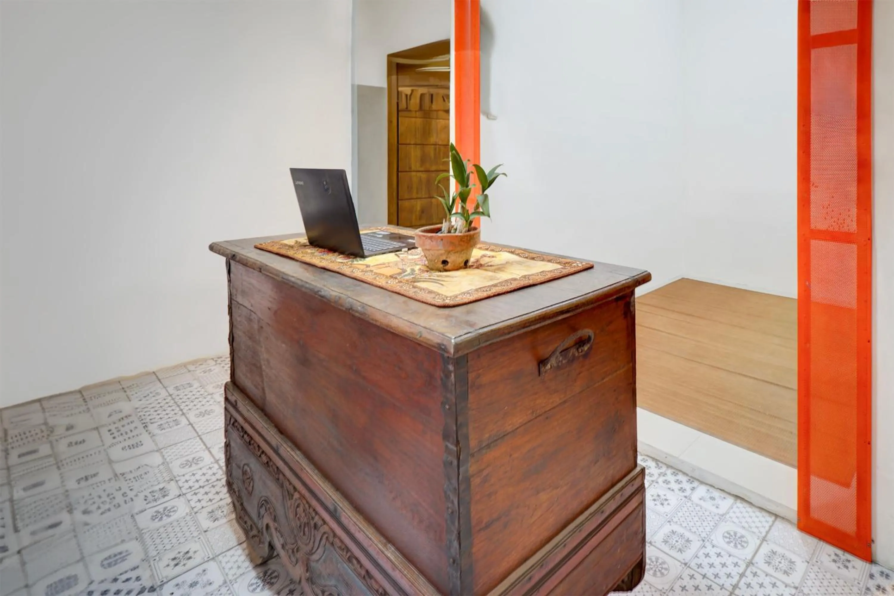 Lobby or reception in Hotel O Karman's Sari 1 Homestay Syariah