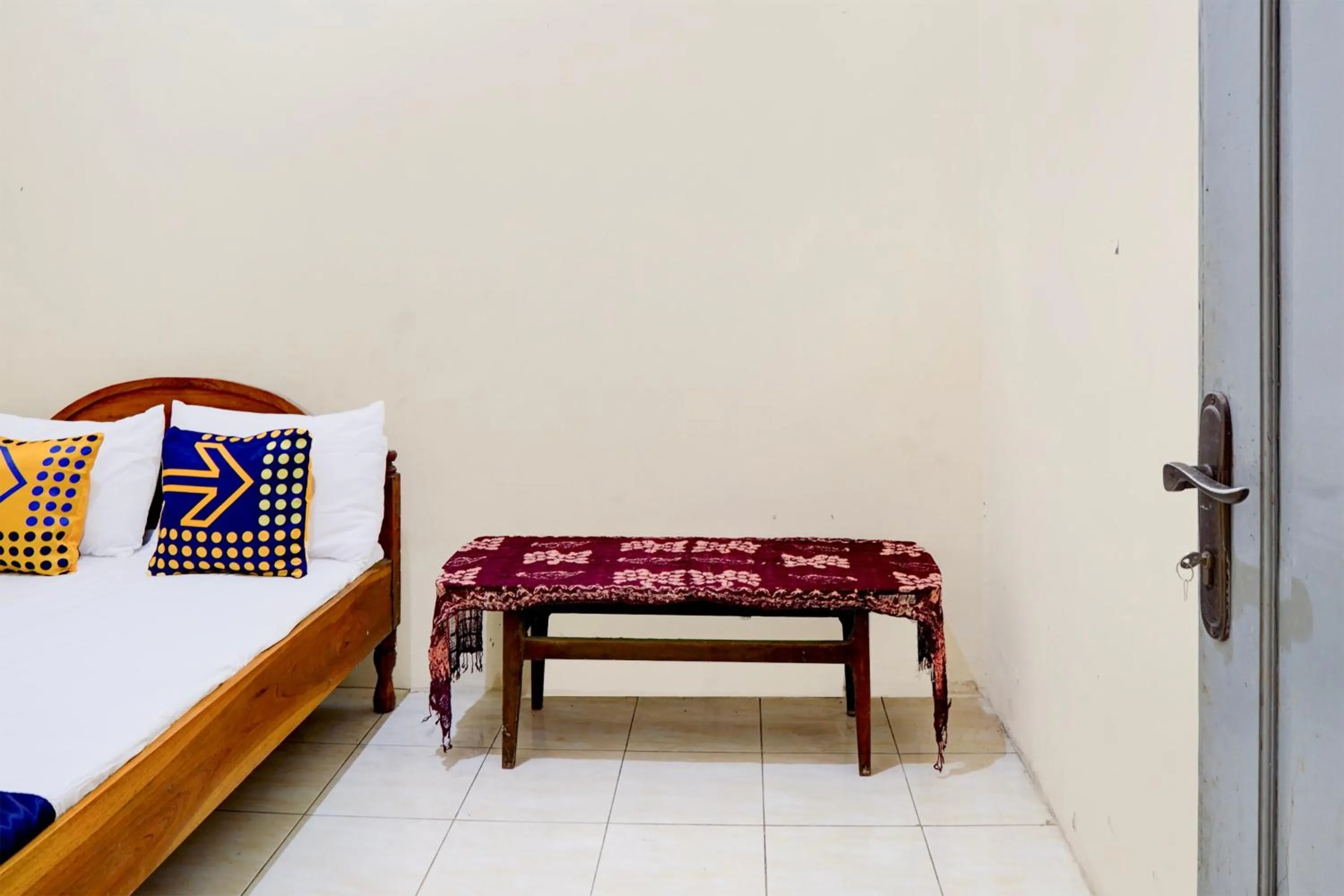 Bedroom, Bed in Hotel O Karman's Sari 1 Homestay Syariah