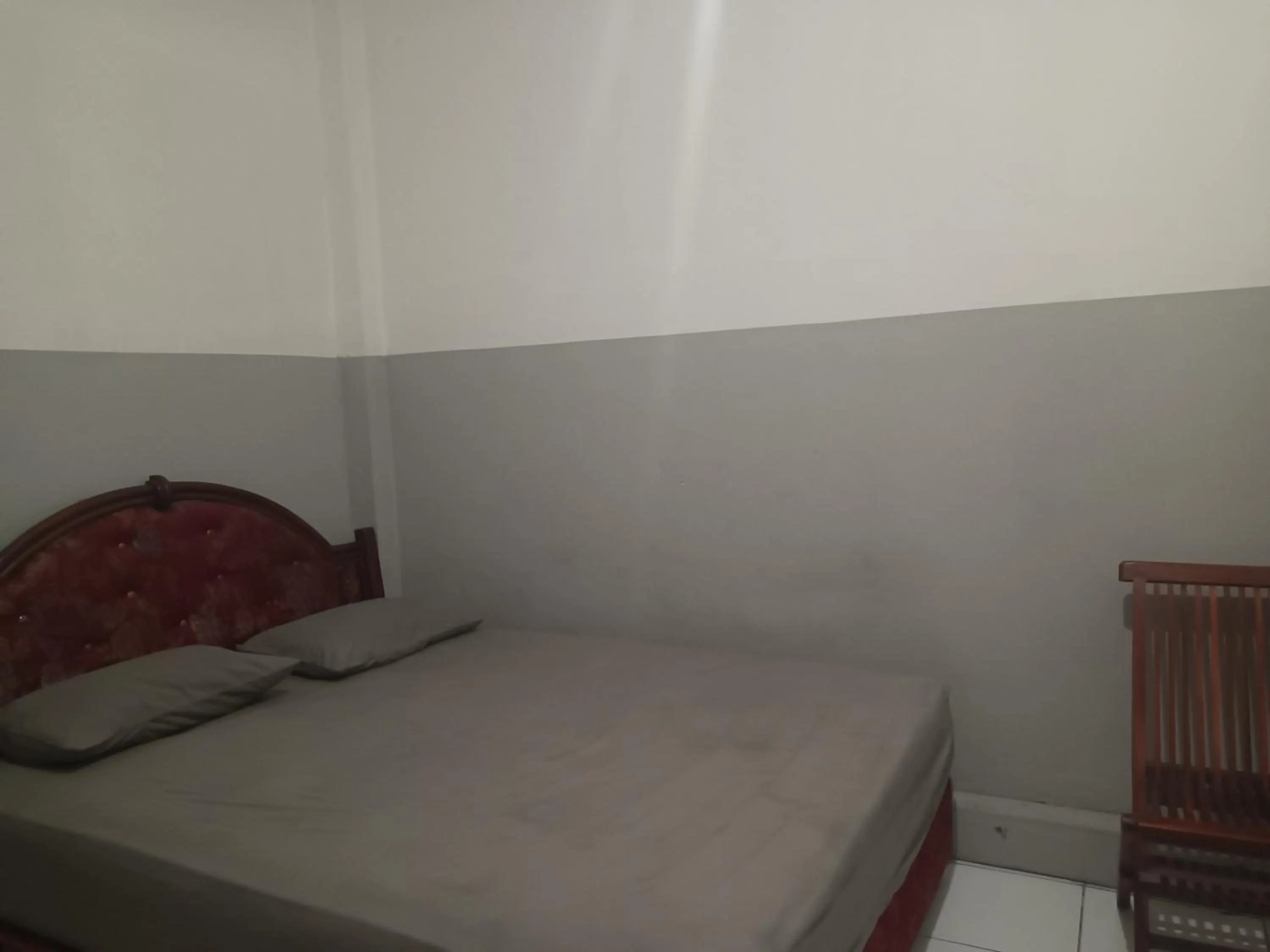 Bedroom, Bed in OYO 93090 Multi Plus Inn