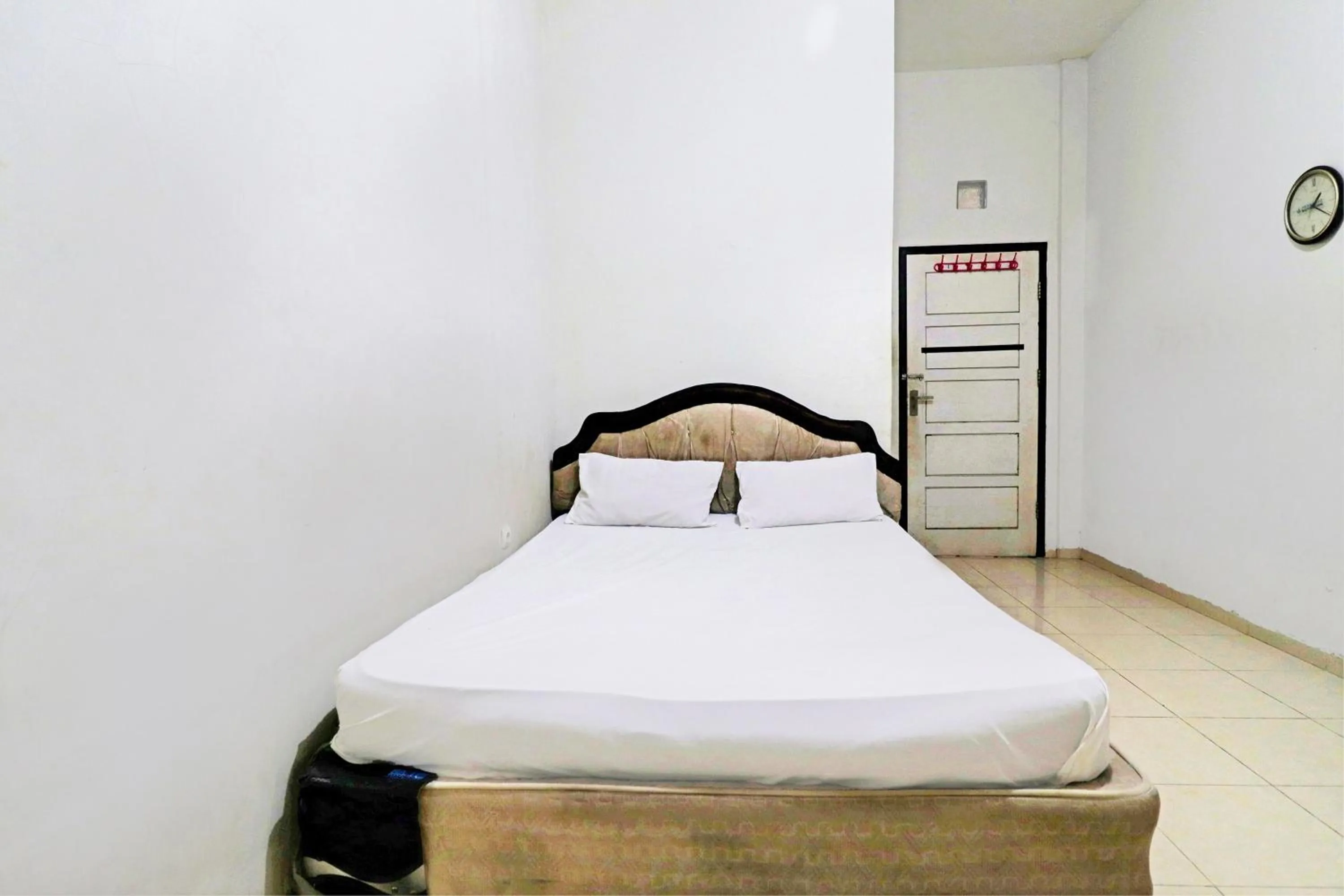 Bedroom, Bed in Hotel O Arizona Homestay