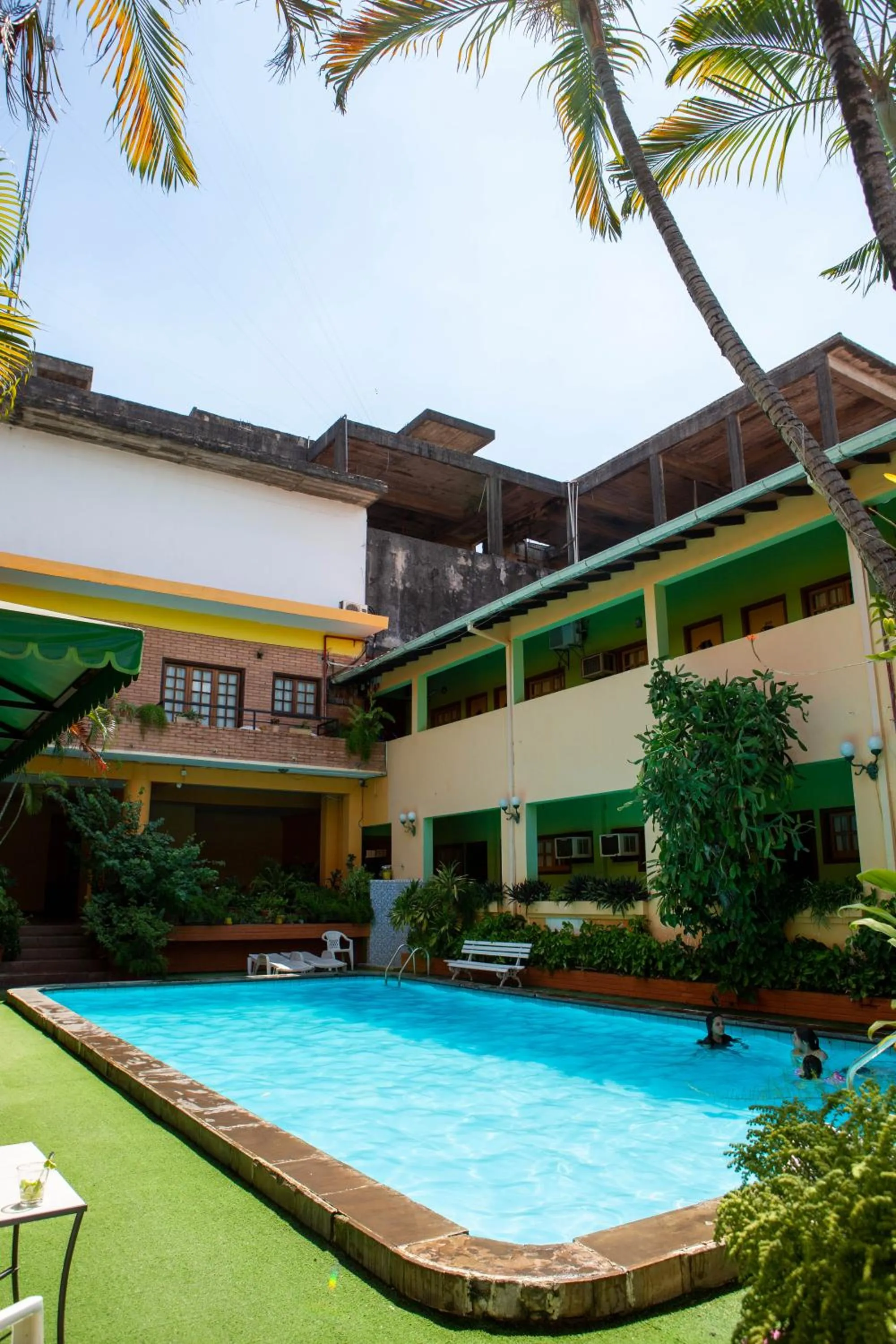 Swimming pool in Hotel Santo Domingo